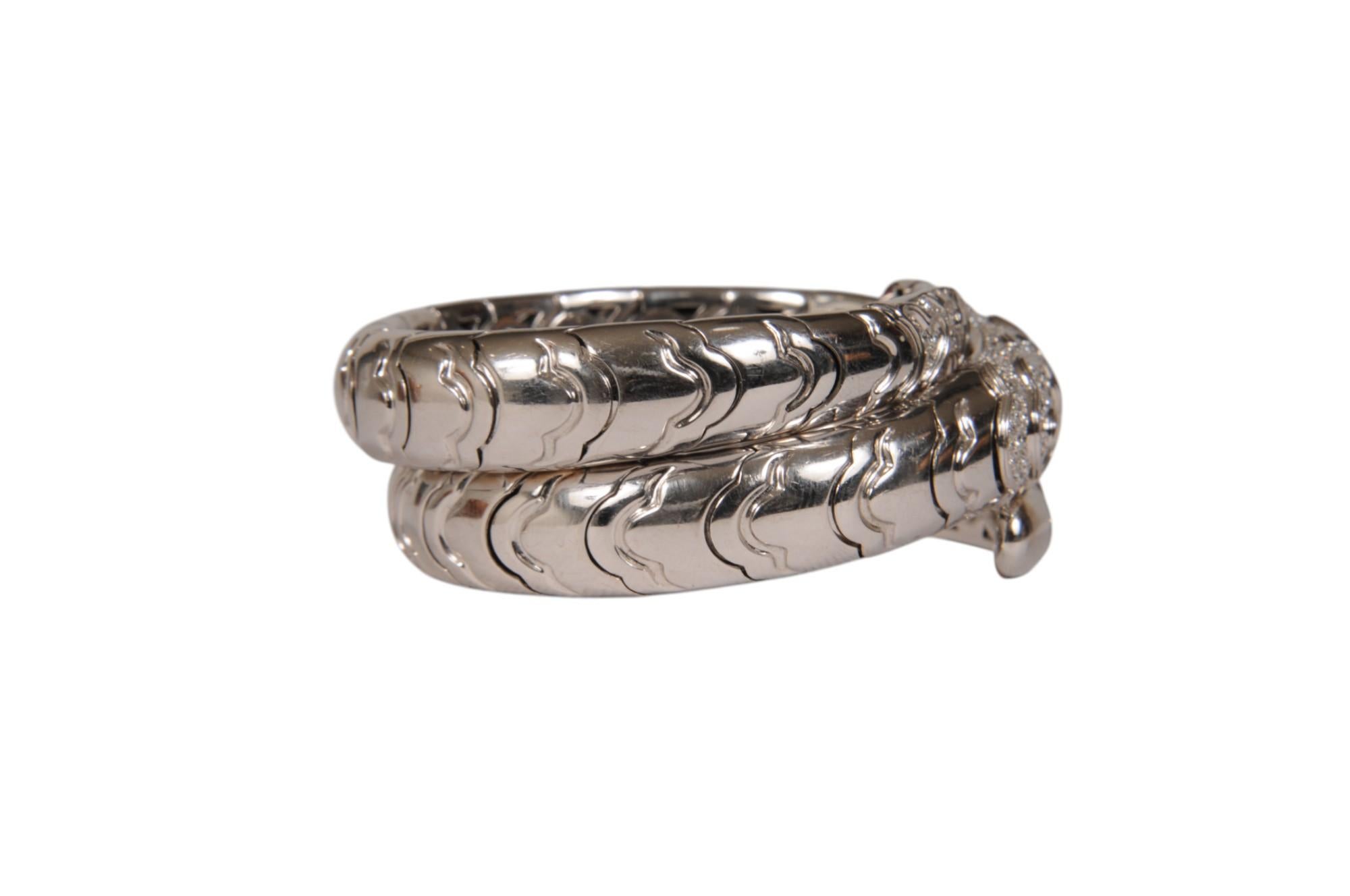 I. A B. Bracelet Onda Coil en or blanc et diamants 3.10Ct Wrist Cuff Spiral en vente 7