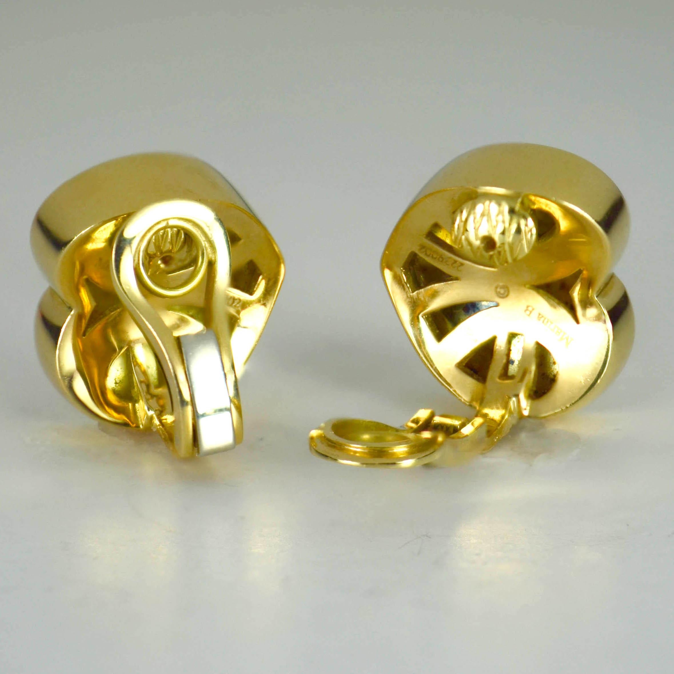 Marina B Yellow Gold Heart Ear Clip Earrings In Good Condition For Sale In London, GB