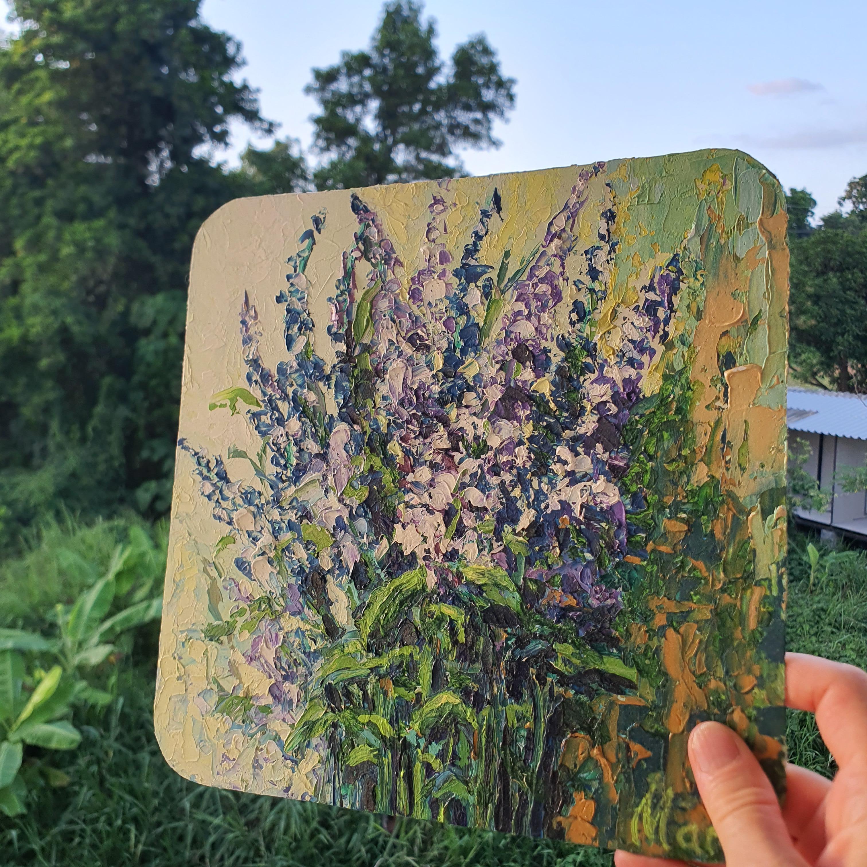 Bouquet di lavanda Pittura con pennellate spesse Opera d'arte floreale espressiva - Landscape Painting Marrone di Marina Fisher