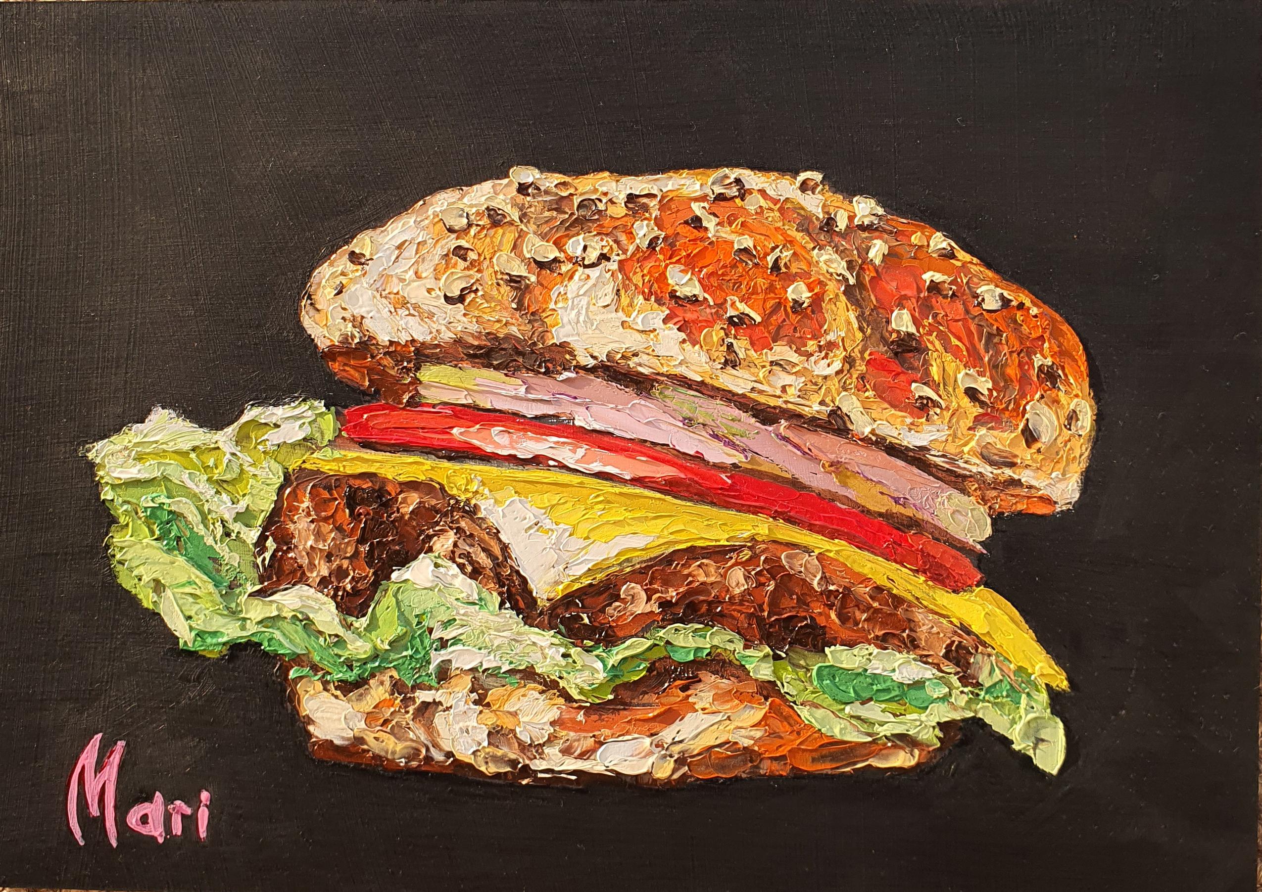 Pittura a olio originale di un Cheeseburger Gourmet Perfetta per l'arredamento della cucina e per la cucina - Still-Life Painting Nero di Marina Fisher