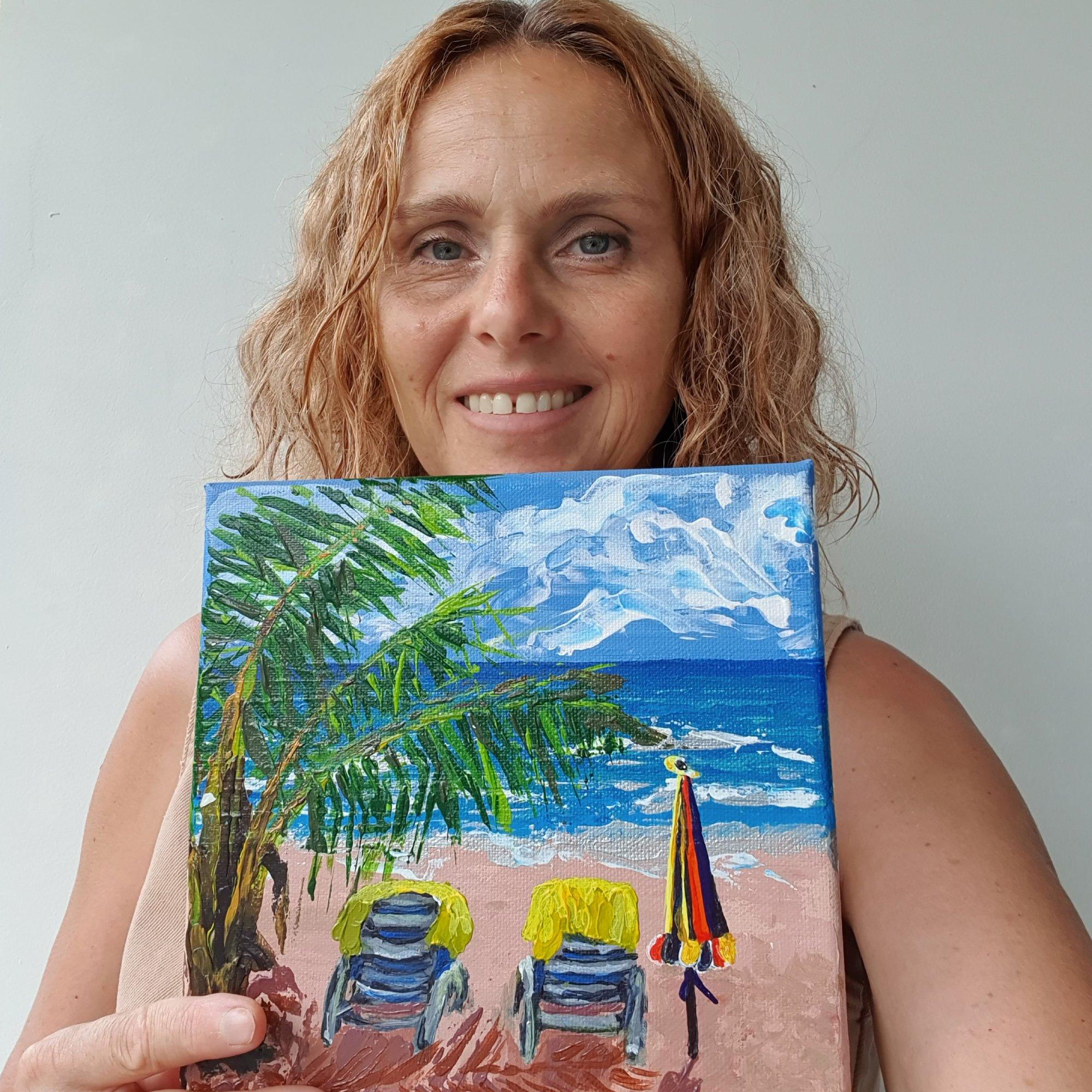 Peinture d'art représentant une scène de plage et des parapluies vues d'océan - Gris Landscape Painting par Marina Fisher