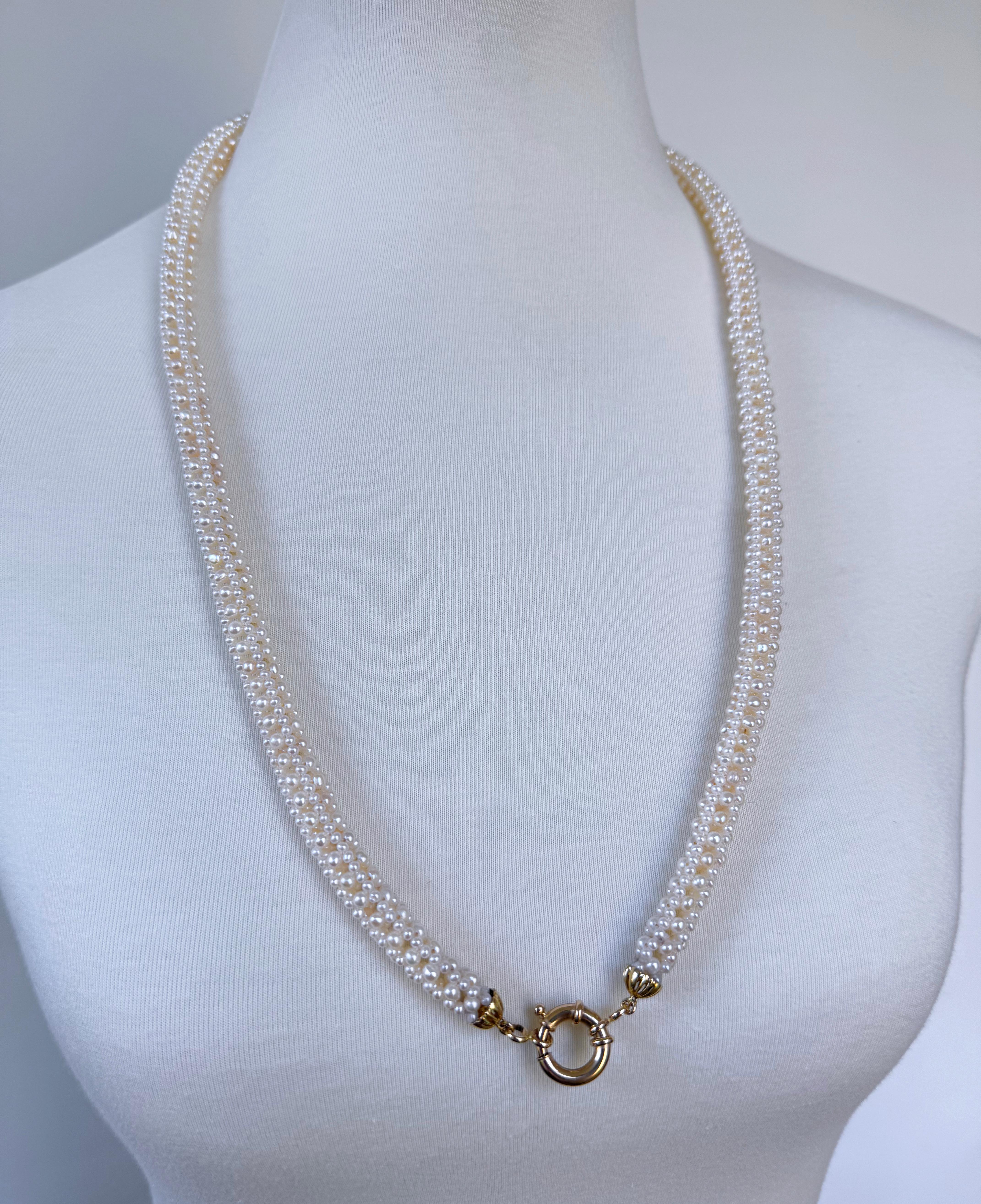 Marina J. Collar de novia tejido con perlas tridimensionales y borlas graduadas en venta 1