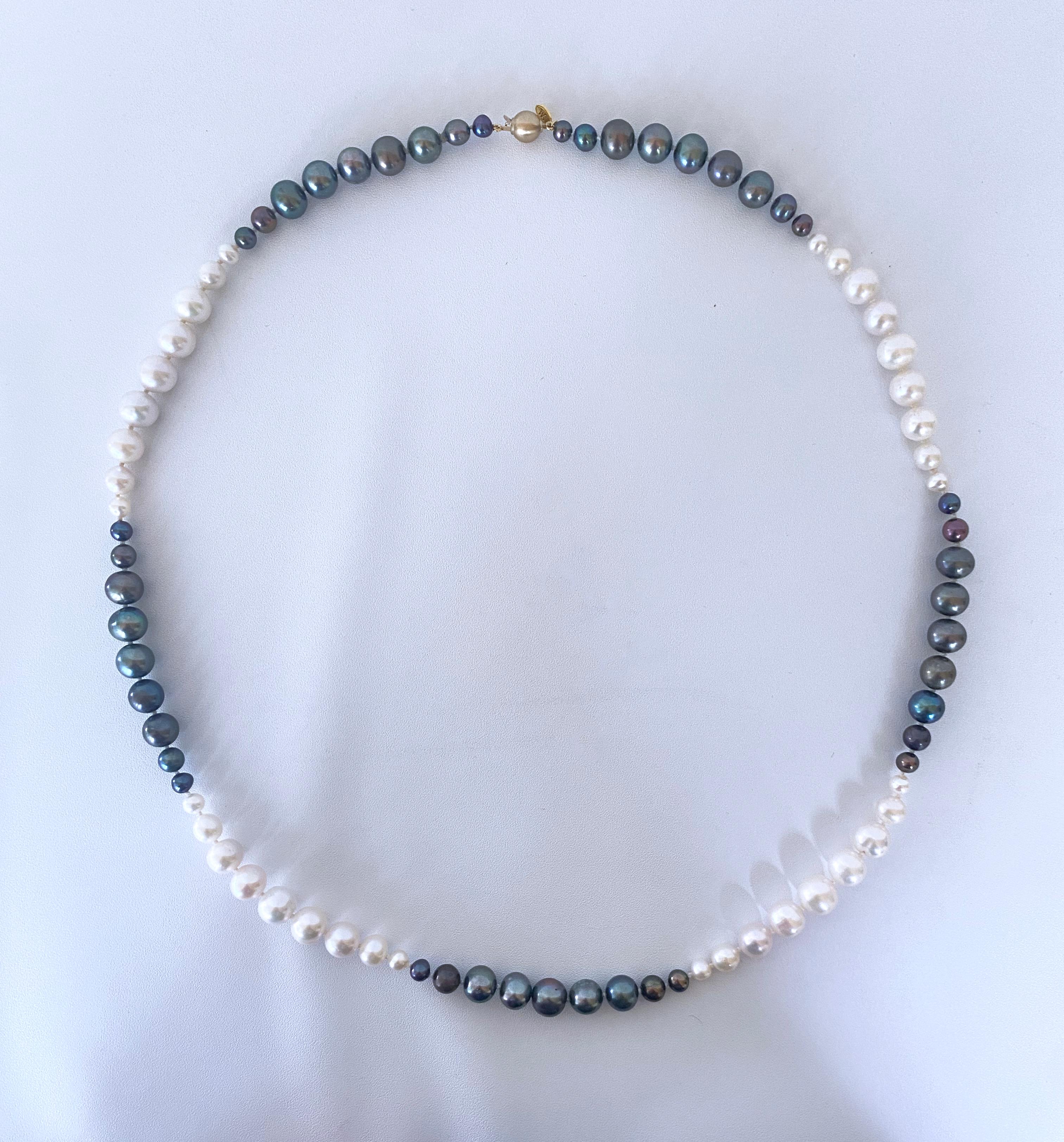 Marina J. Abgestufte Ombre-Halskette mit Verschluss aus 14 Karat Gelbgold mit Perlen im Angebot 3