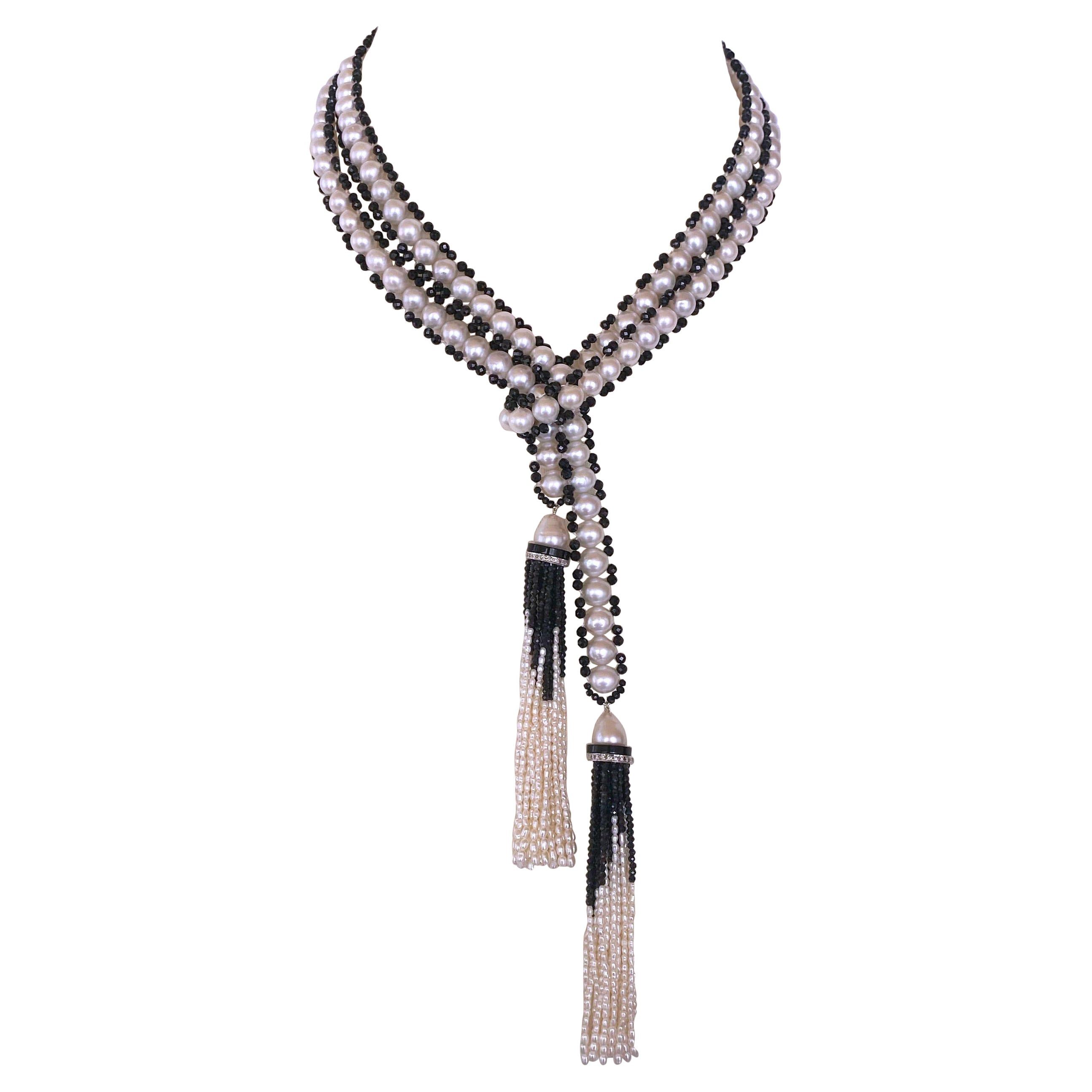 Marina J. Sautoir d'inspiration art déco en perles et onyx noir avec glands gradués