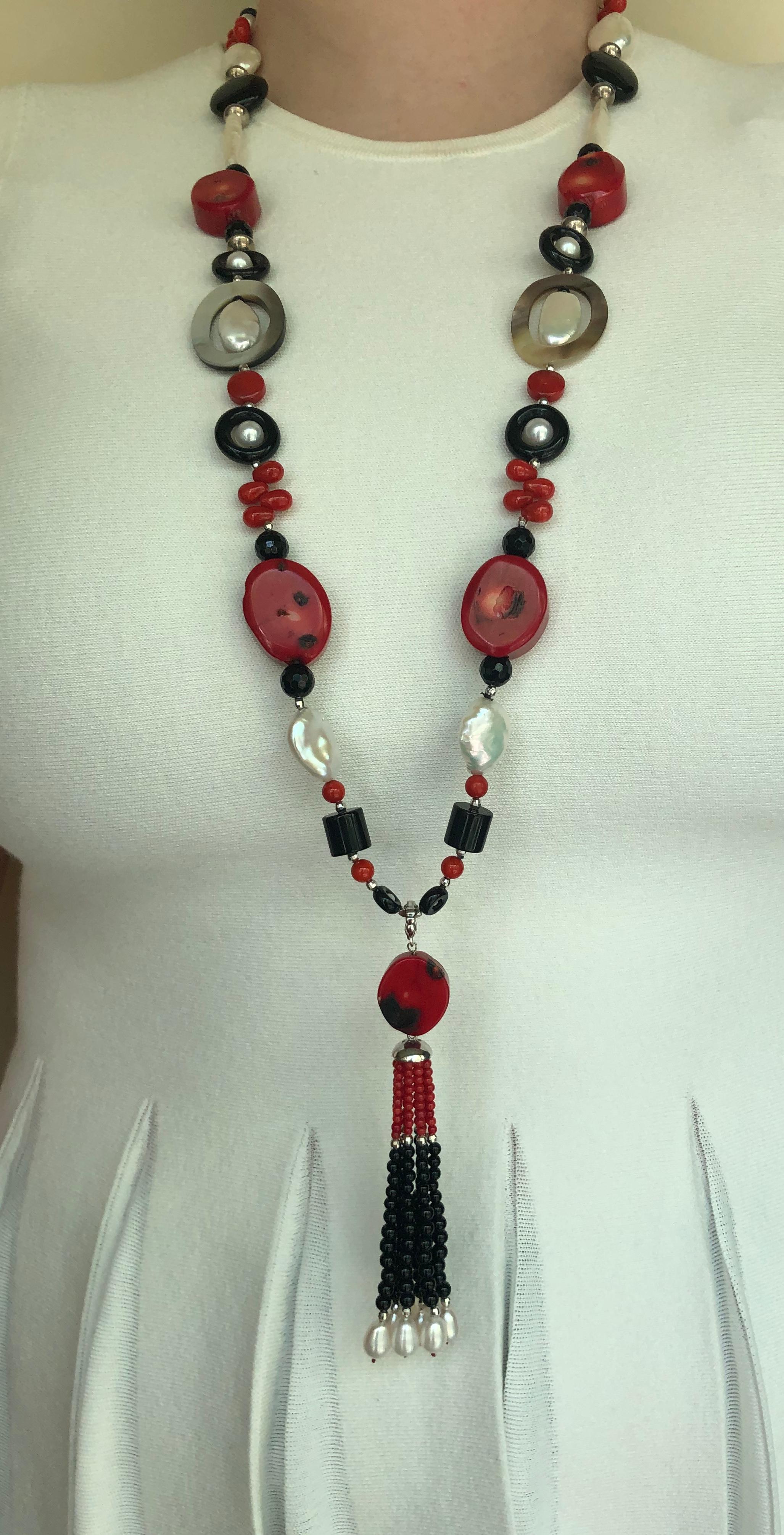 Marina J. Art Deco Style Sautoir Necklace with Coral, Onyx, Pearl and Tassel For Sale 3