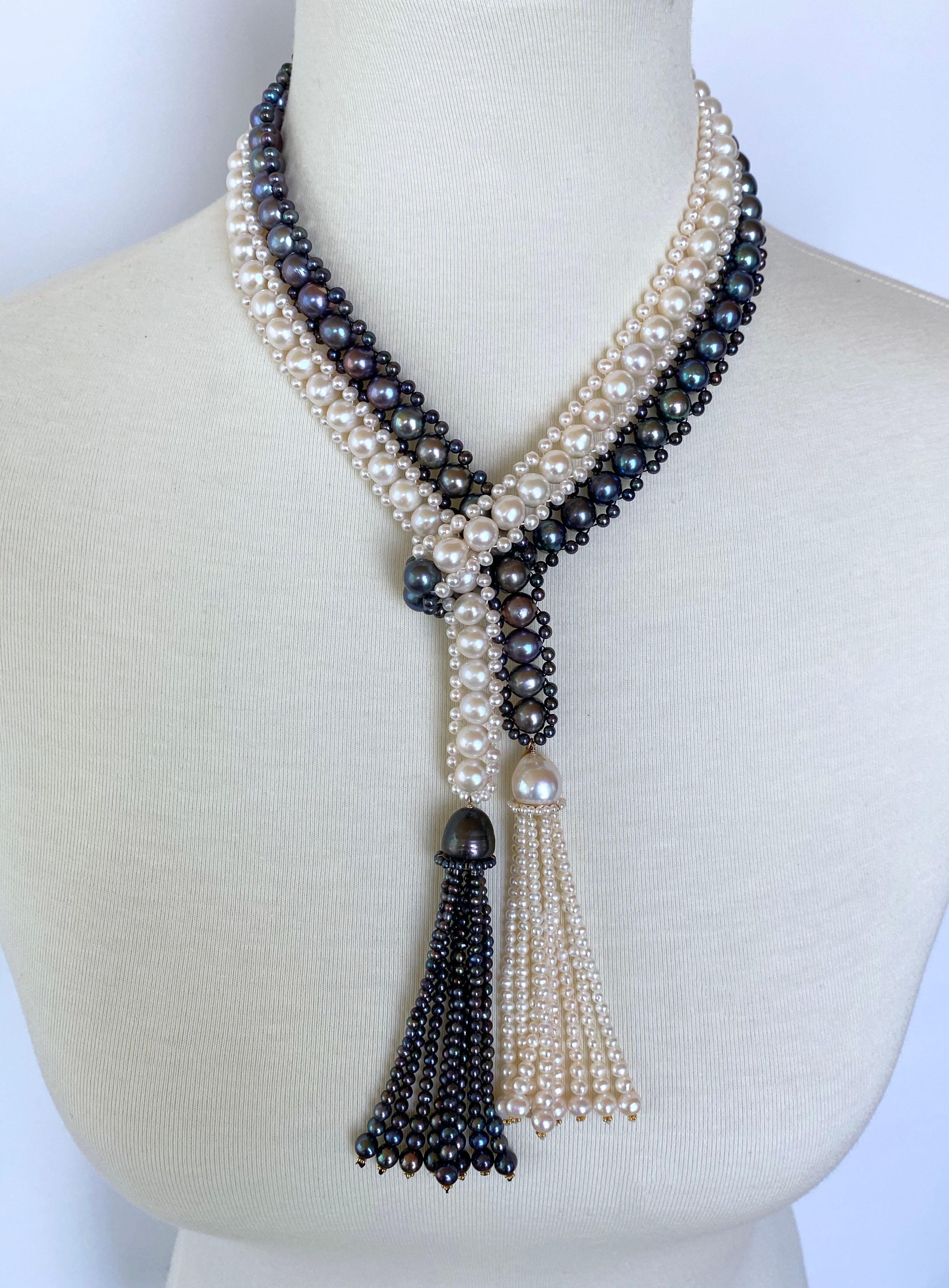 Marina J. Lariat intrecciato di perle bianche e nere con nappe di perle e oro 14K In condizioni Nuovo in vendita a Los Angeles, CA