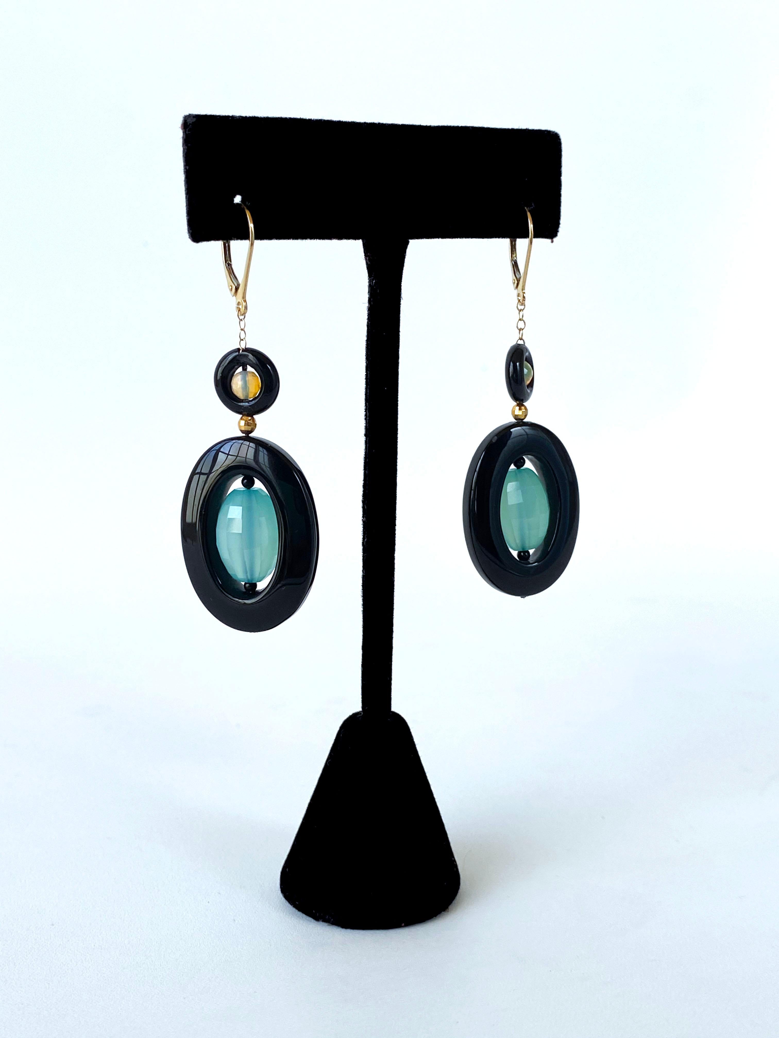 Boucles d'oreilles pendantes en onyx noir, apatite, opale et or jaune 14k massif de Marina J. Neuf - En vente à Los Angeles, CA