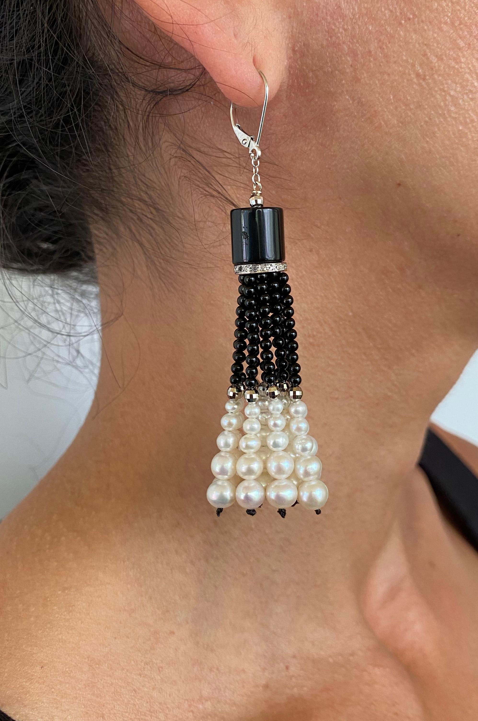 Artisan Marina J. Boucles d'oreilles d'inspiration Art déco en perles, onyx noir, diamants et or en vente