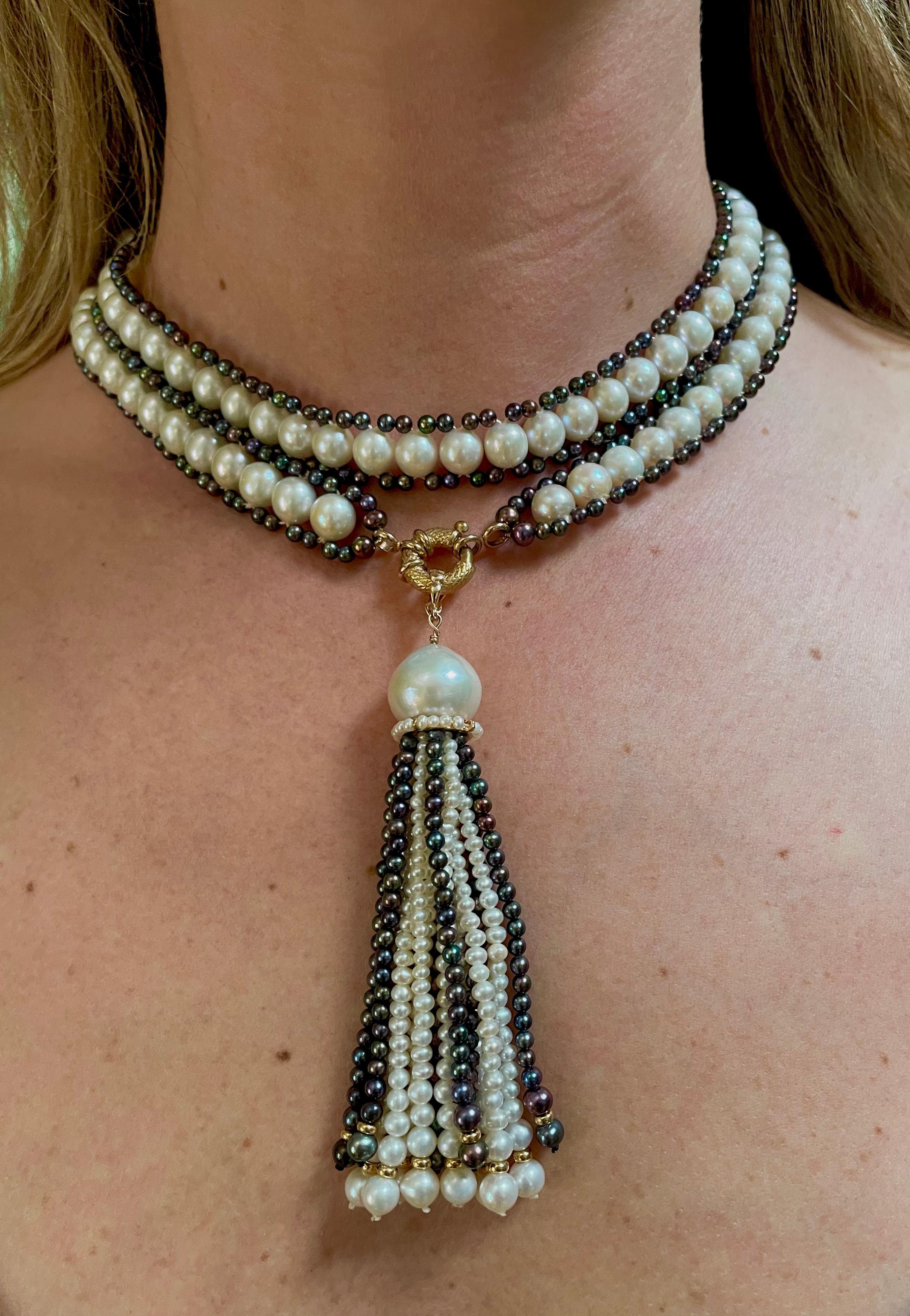 Perlina Marina J. Lariat / Sautoir di perle bianche e nere con nappina rimovibile e oro 14k in vendita