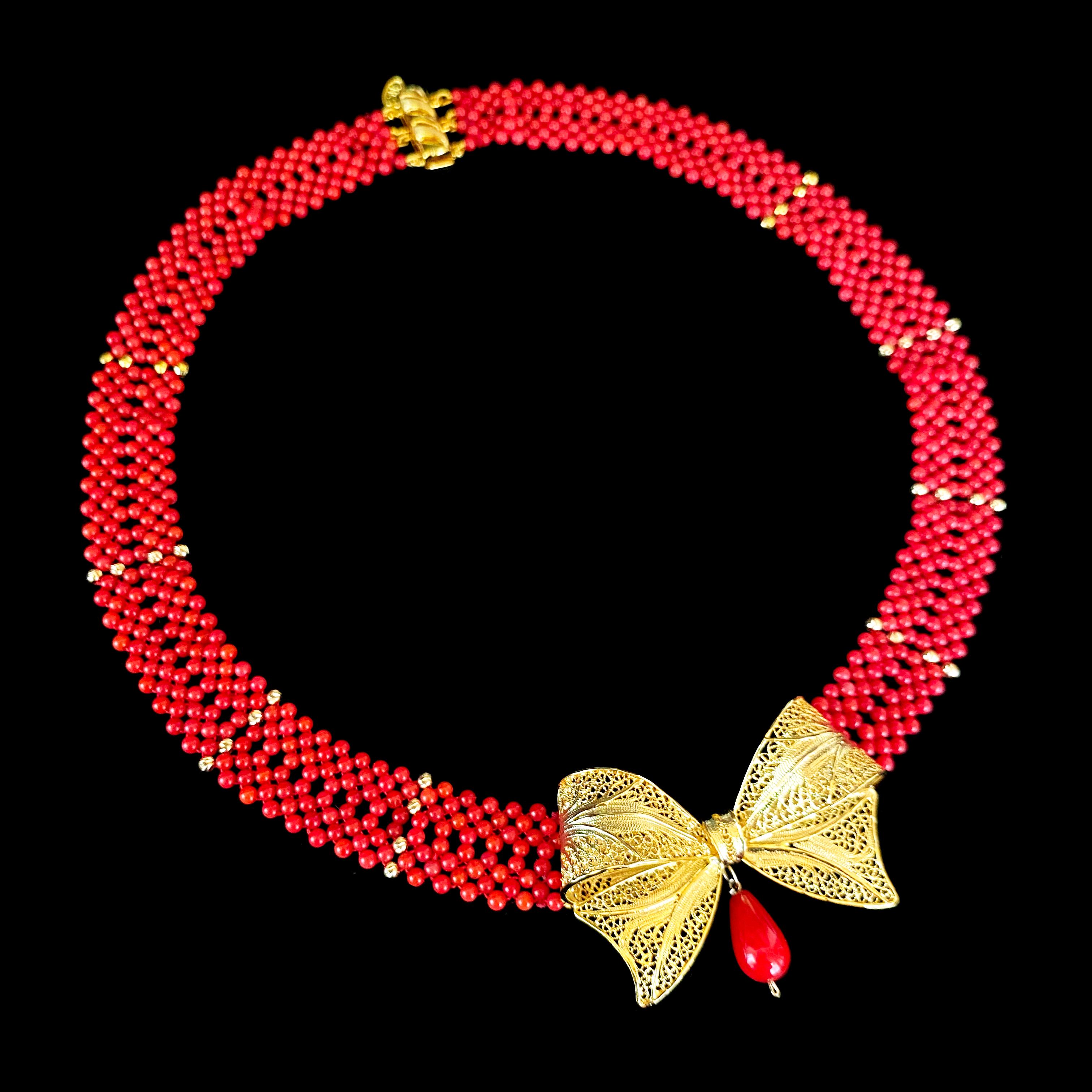 Marina J Coral Woven Necklace with 18k Plated Bowtie Centerpiece & Detailings In New Condition For Sale In Los Angeles, CA