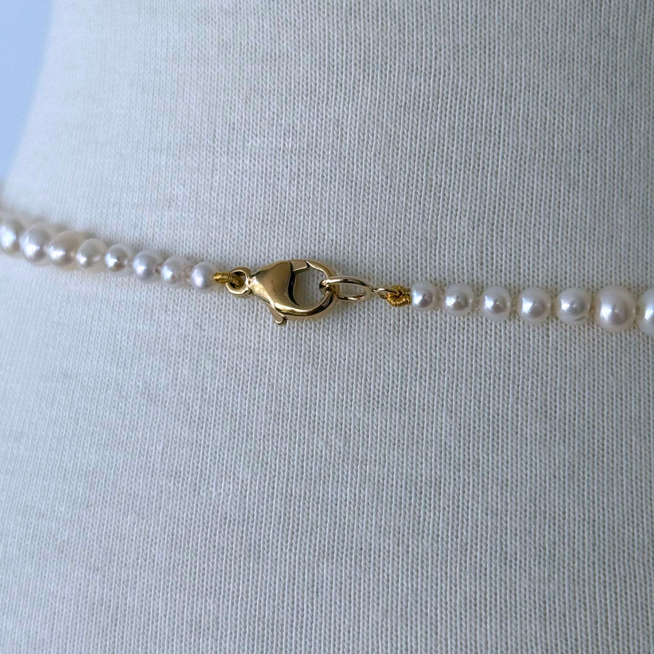 Marina J. Gestufte und drapierte Perlen- und Smaragd-Halskette mit 14K Gelbgold Damen im Angebot