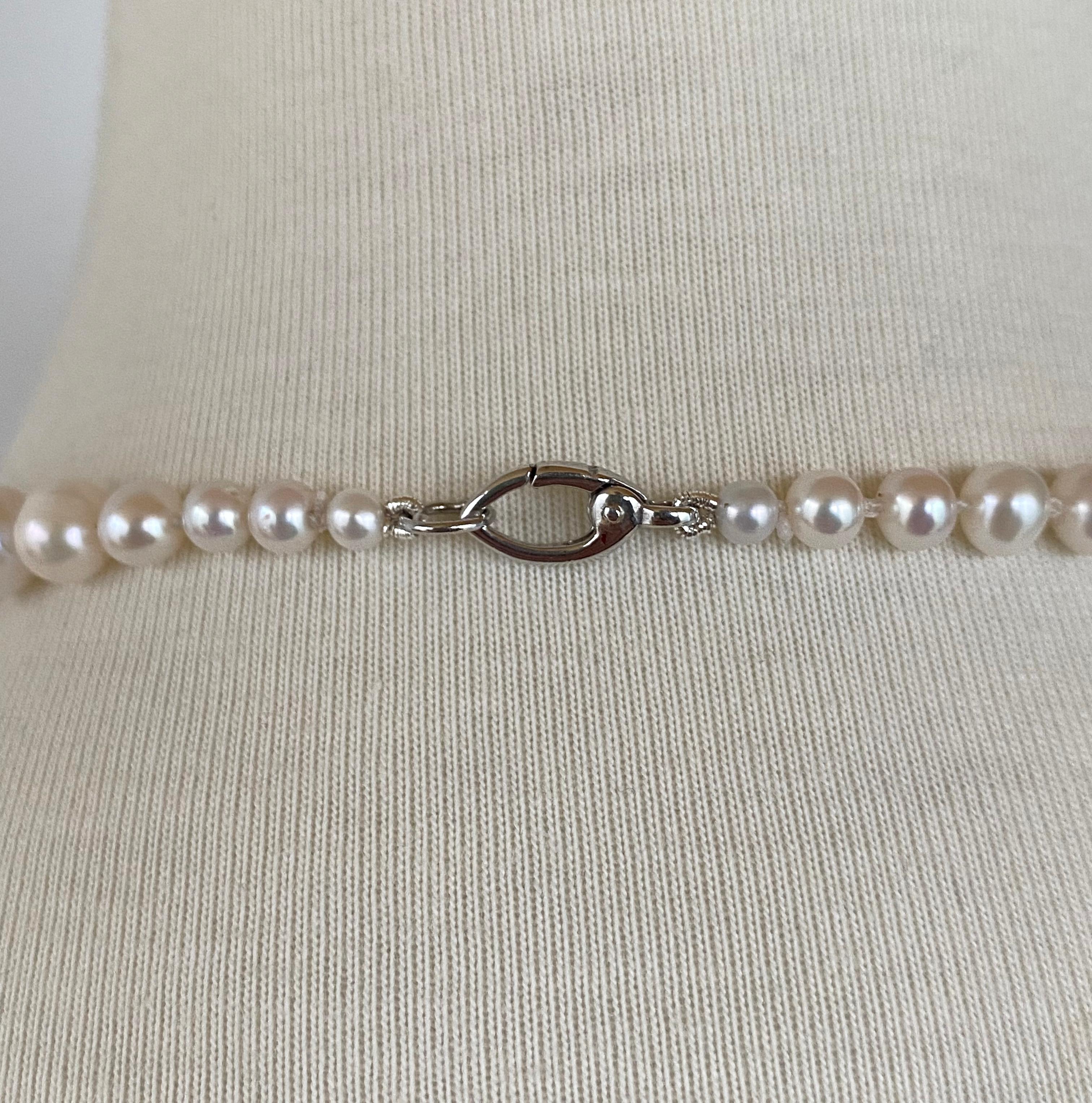 Women's Marina J. Graduated Pearl Necklace with 14k White Gold Clasp For Sale