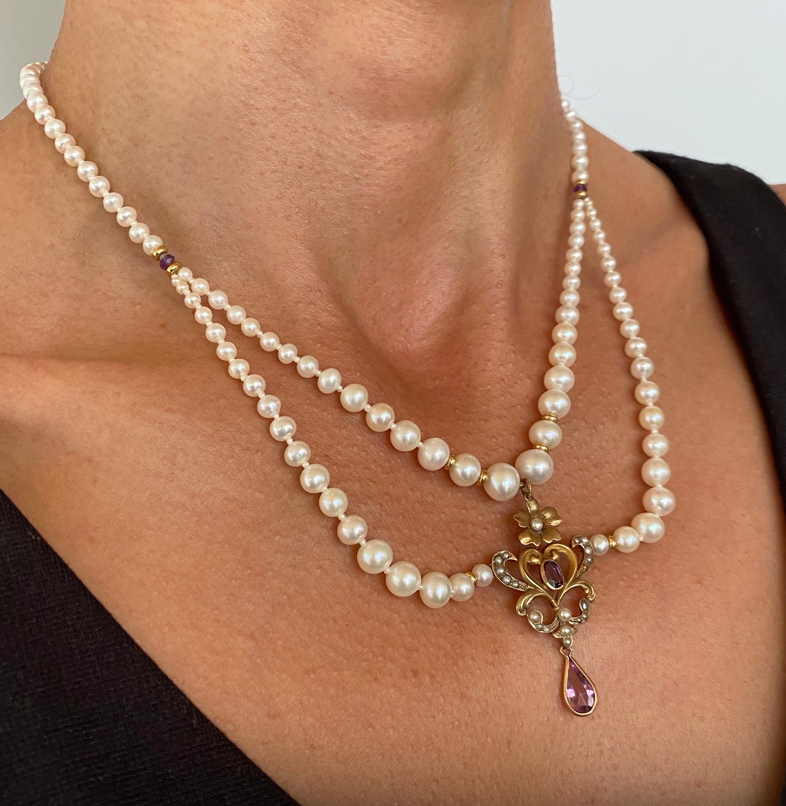 Contemporary Marina J. Graduated Pearl Necklace with Gold Vintage Pendant & 14K Gold Clasp