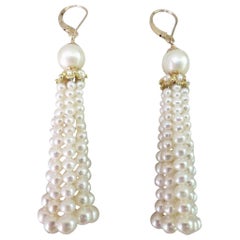 Marina J. Boucles d'oreilles à pampilles en perles graduées avec tasses en or jaune 14 carats et fil d'oreille