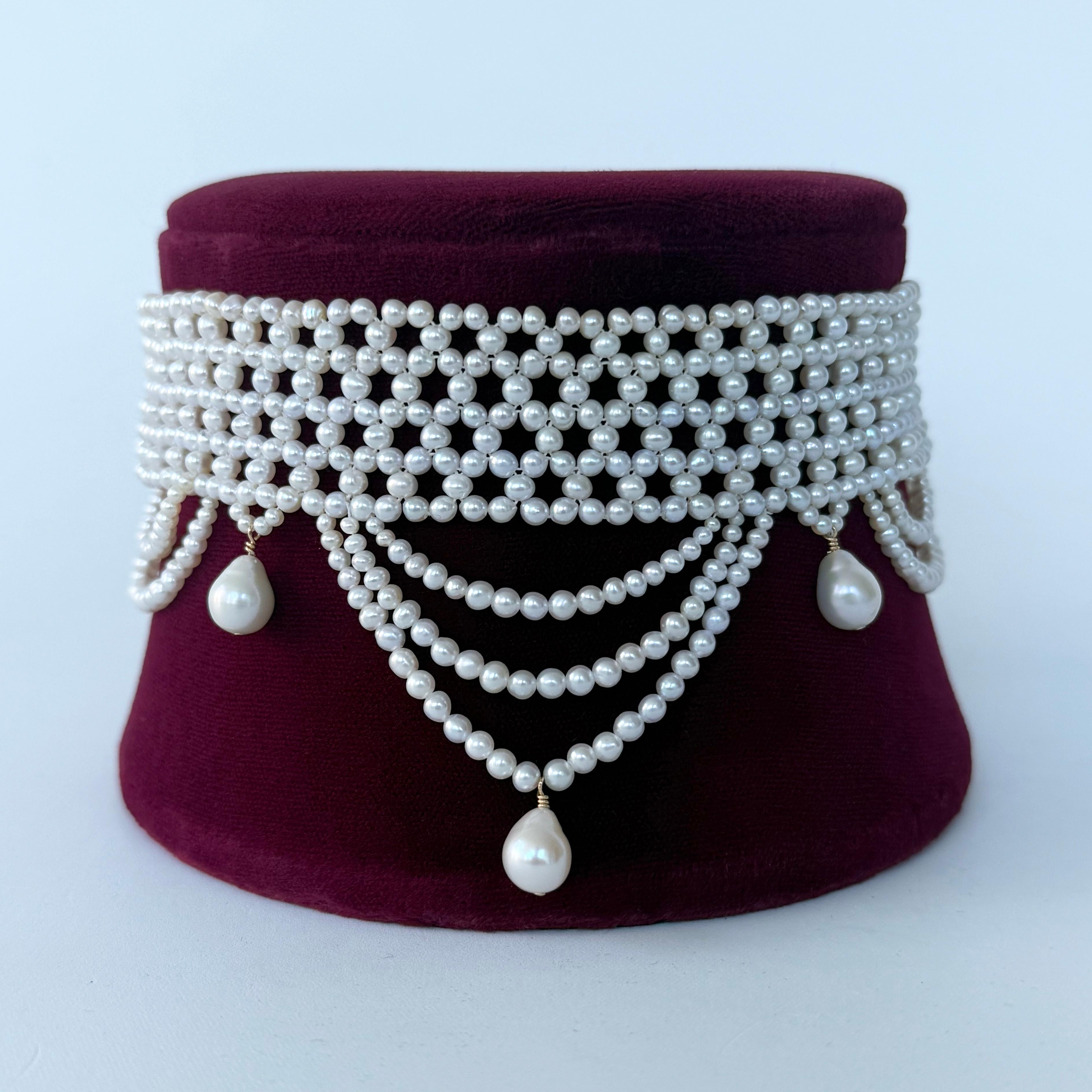 Pieno vittoriano Marina J Intricate Draped Seed Pearl Woven Choker with Sliding Clasp in vendita