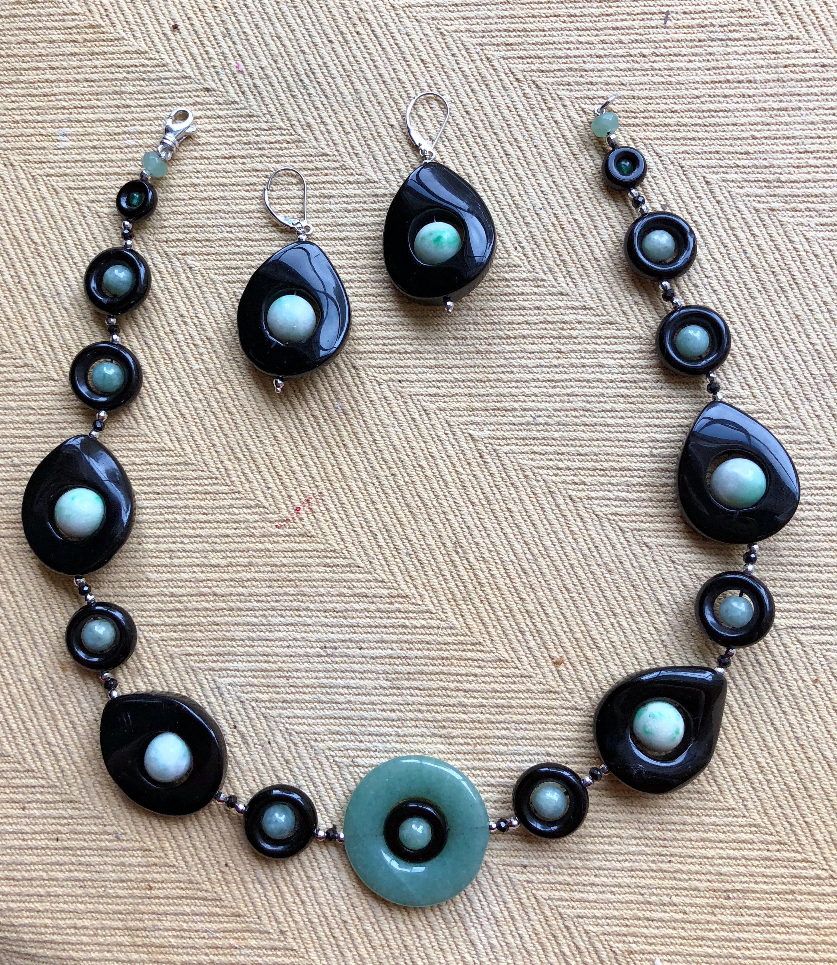 Bead Marina J. Jade and Onyx Drop Earrings with 14 Karat White Gold For Sale