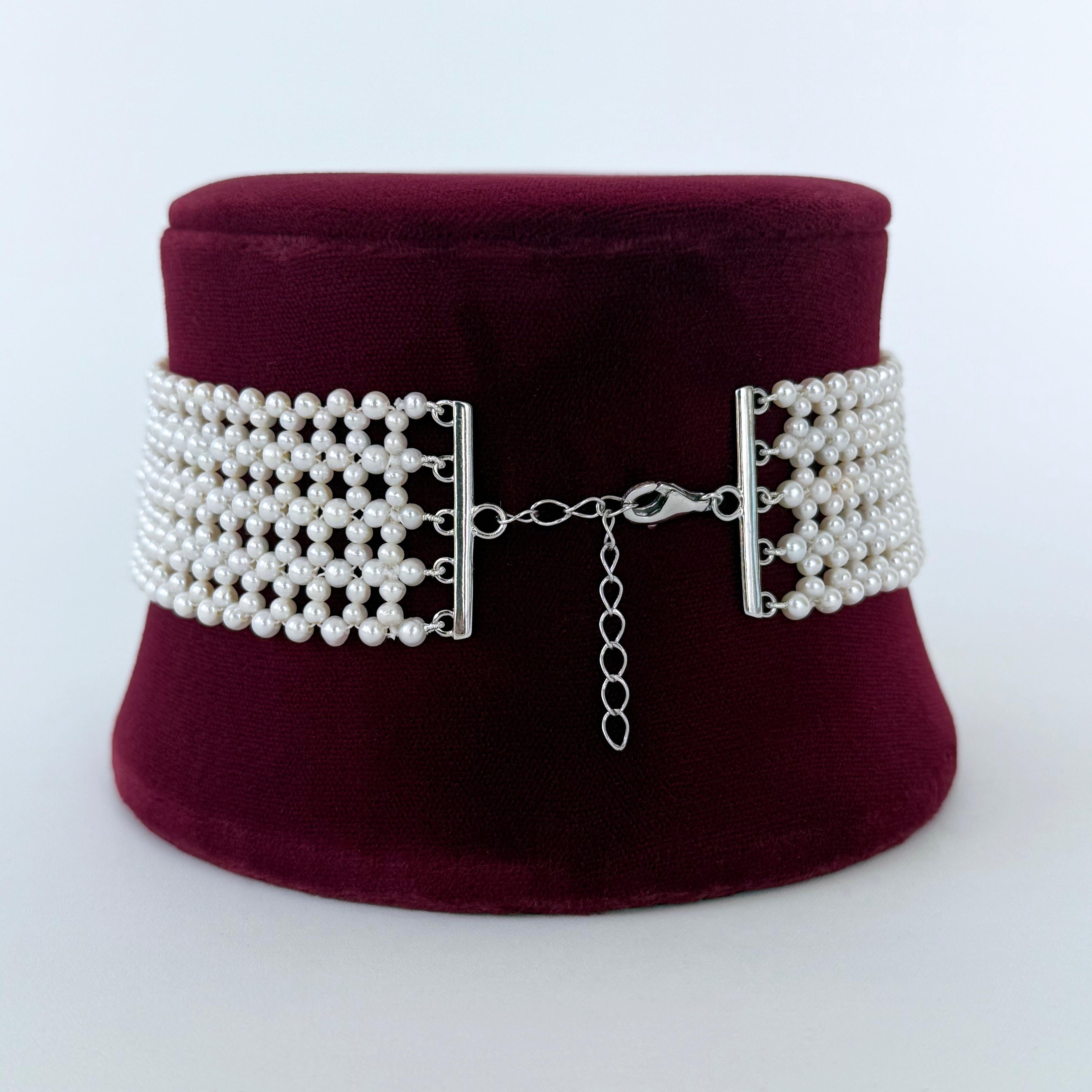 Perlina Marina J. Collana di perle intrecciate con chiusura in rodio regolabile in vendita