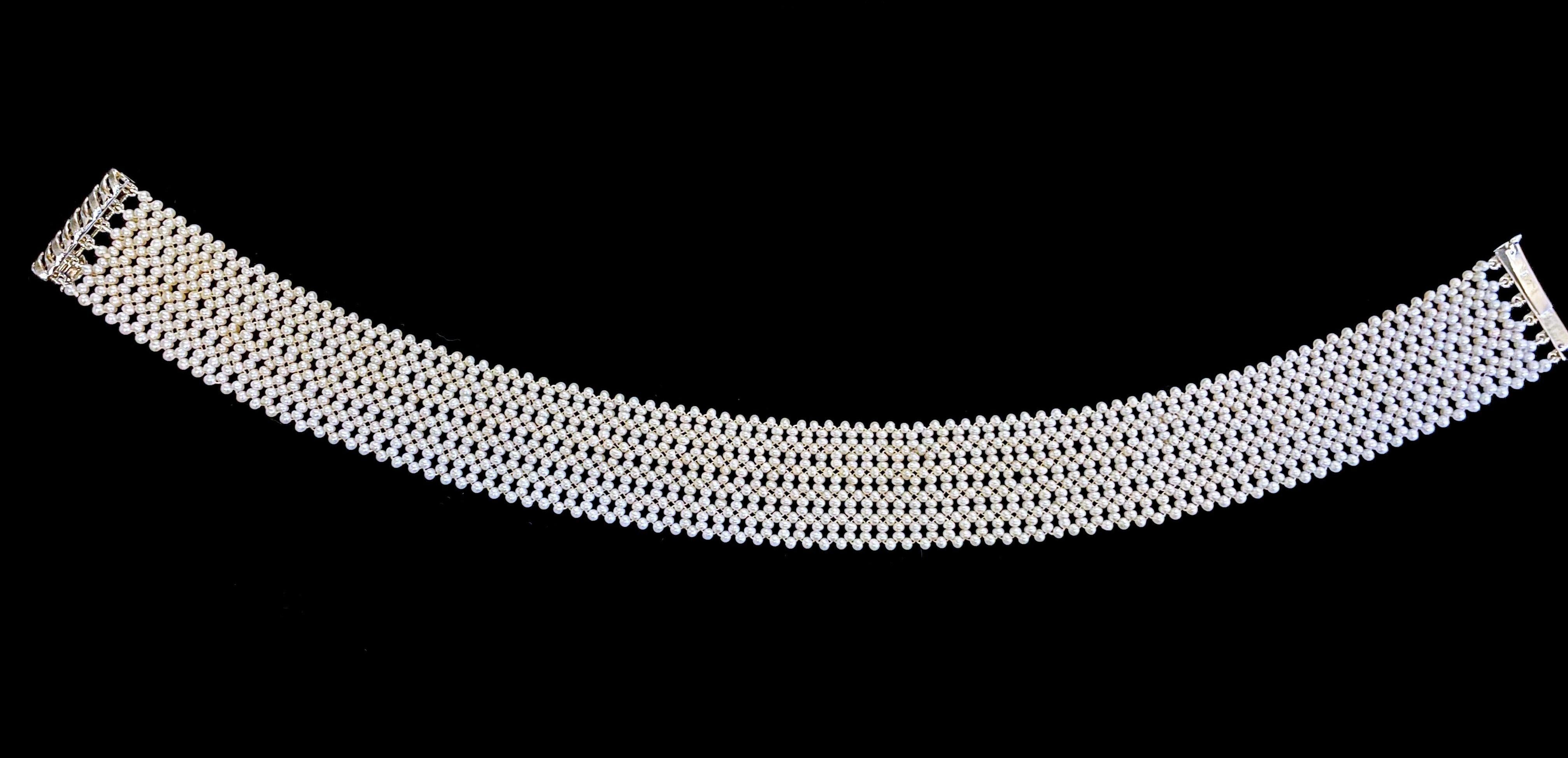 Marina J. Collana di perle intrecciate con fibbia in argento rodiato 5