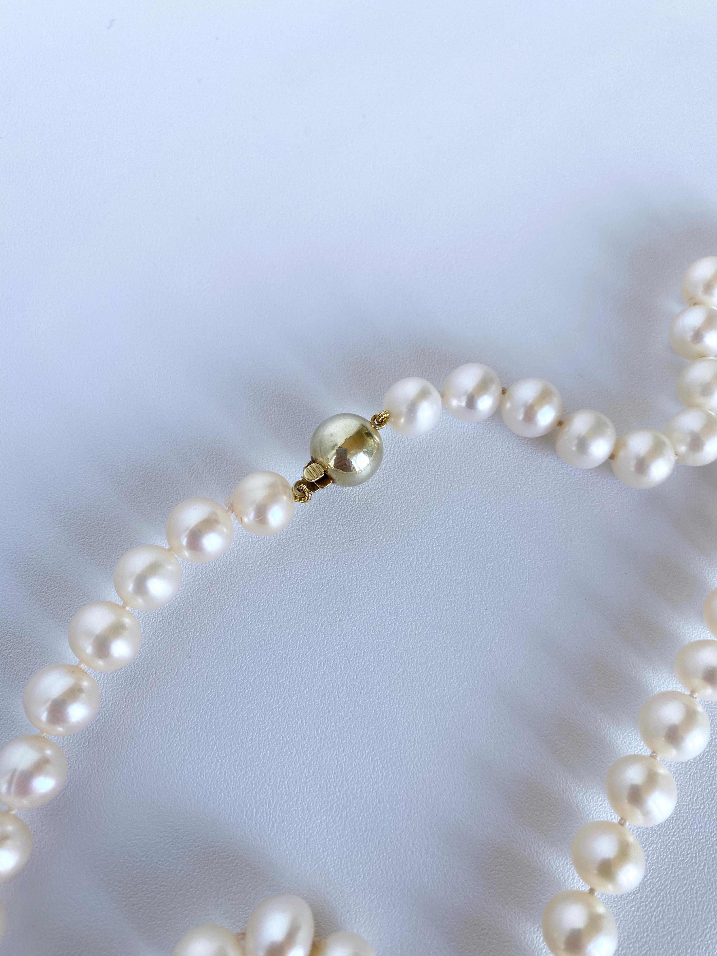 Marina J. Long Pearl Knotted Necklace with 14k Yellow Gold Ball Clasp In New Condition In Los Angeles, CA