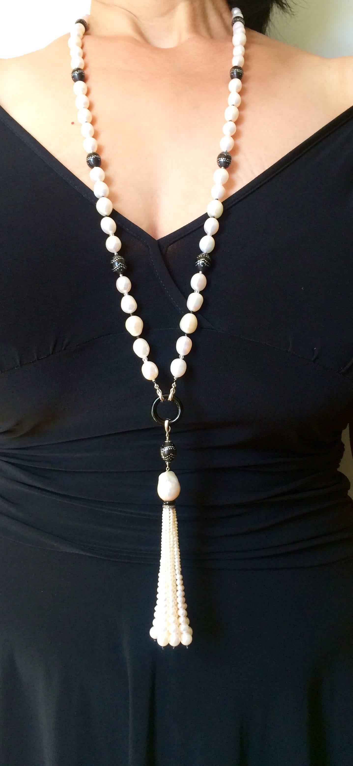 Marina J  Long Pearl Sautoir with Wooden Beads, Silver Inlay and Pearl Tassel For Sale 4