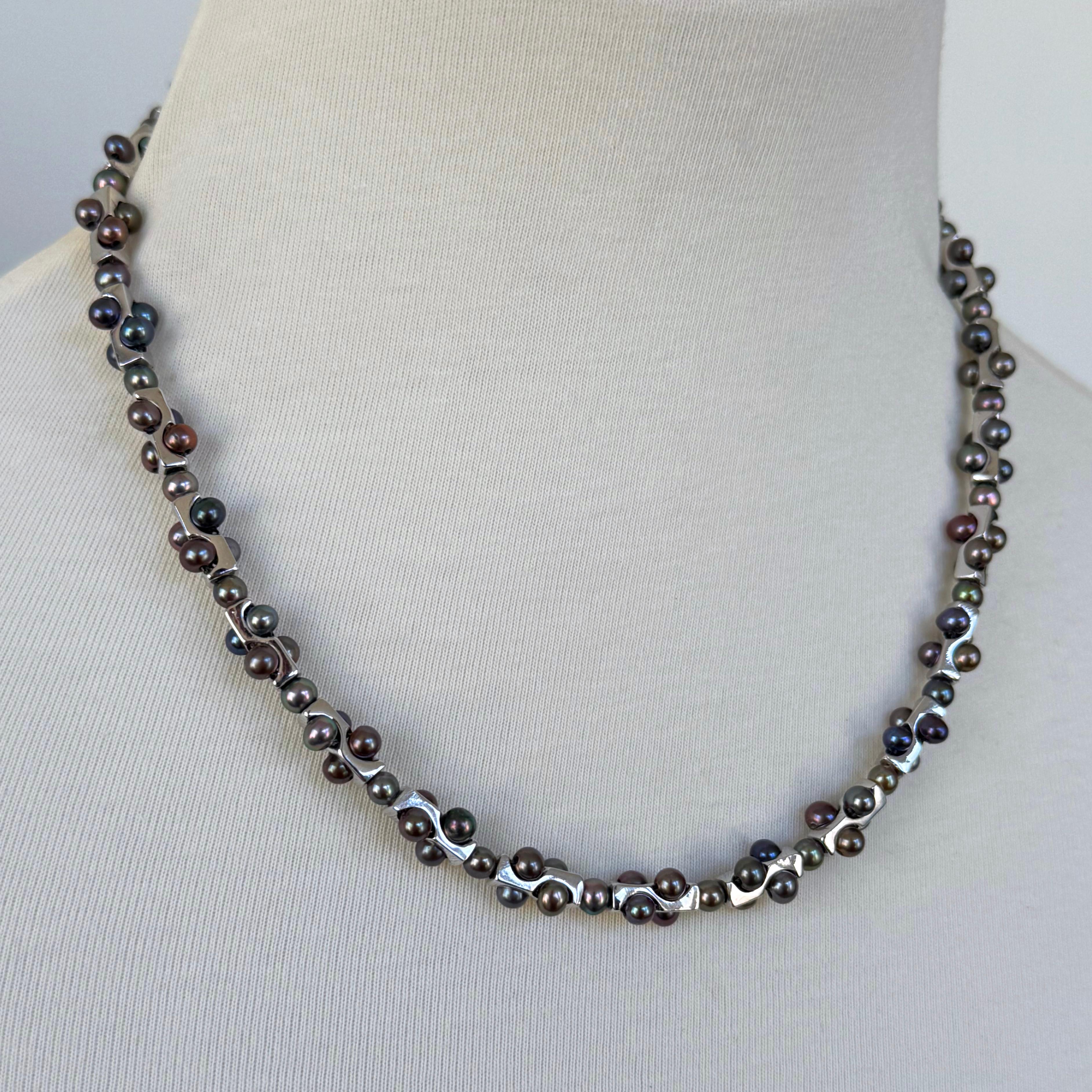 Marina J. Collana di perle nere geometriche in argento da uomo con chiusura regolabile In condizioni Nuovo in vendita a Los Angeles, CA