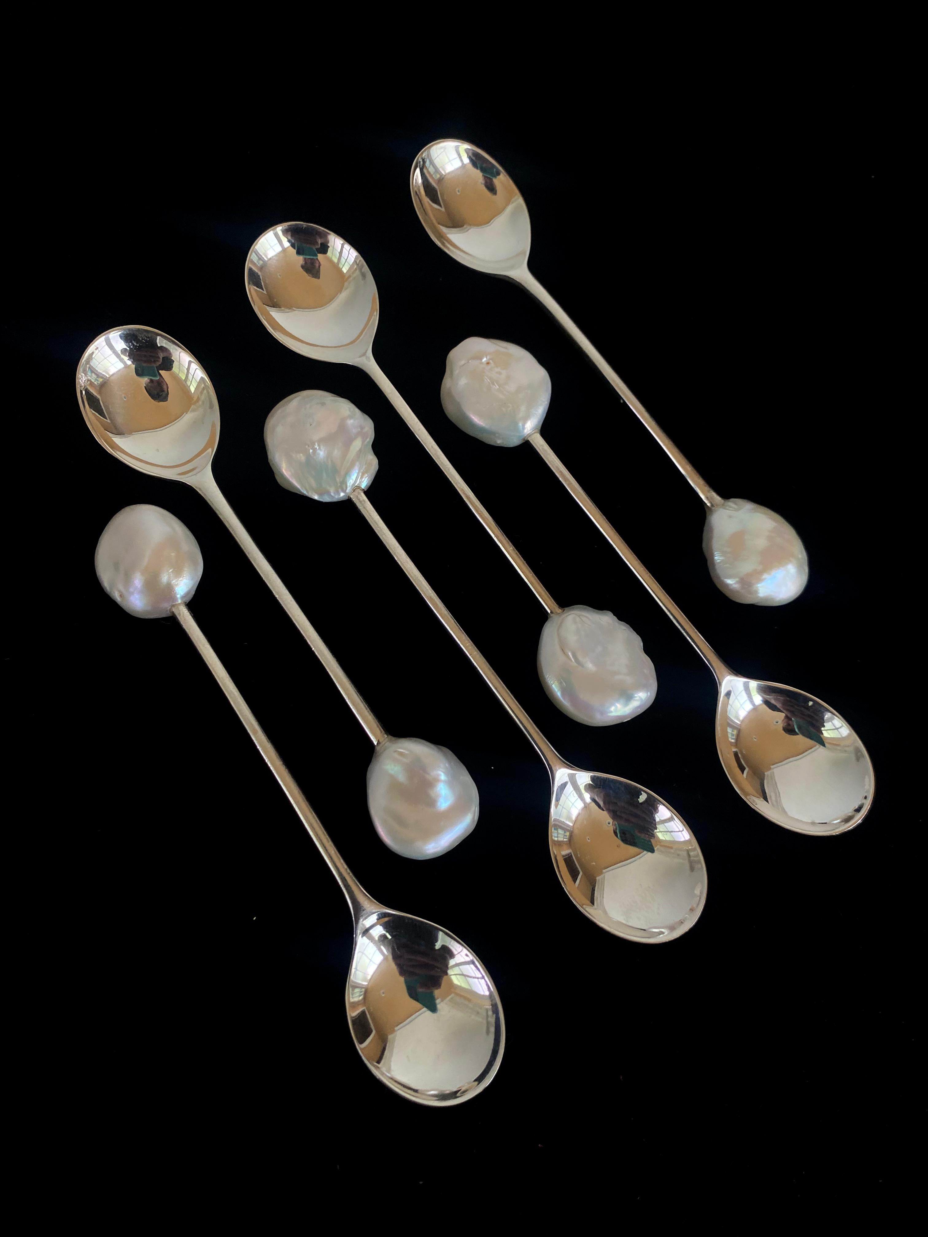 Marina J. Mothers Day Gift, Vintage Silver Plated Spoon Set with Baroque Pearls For Sale 5