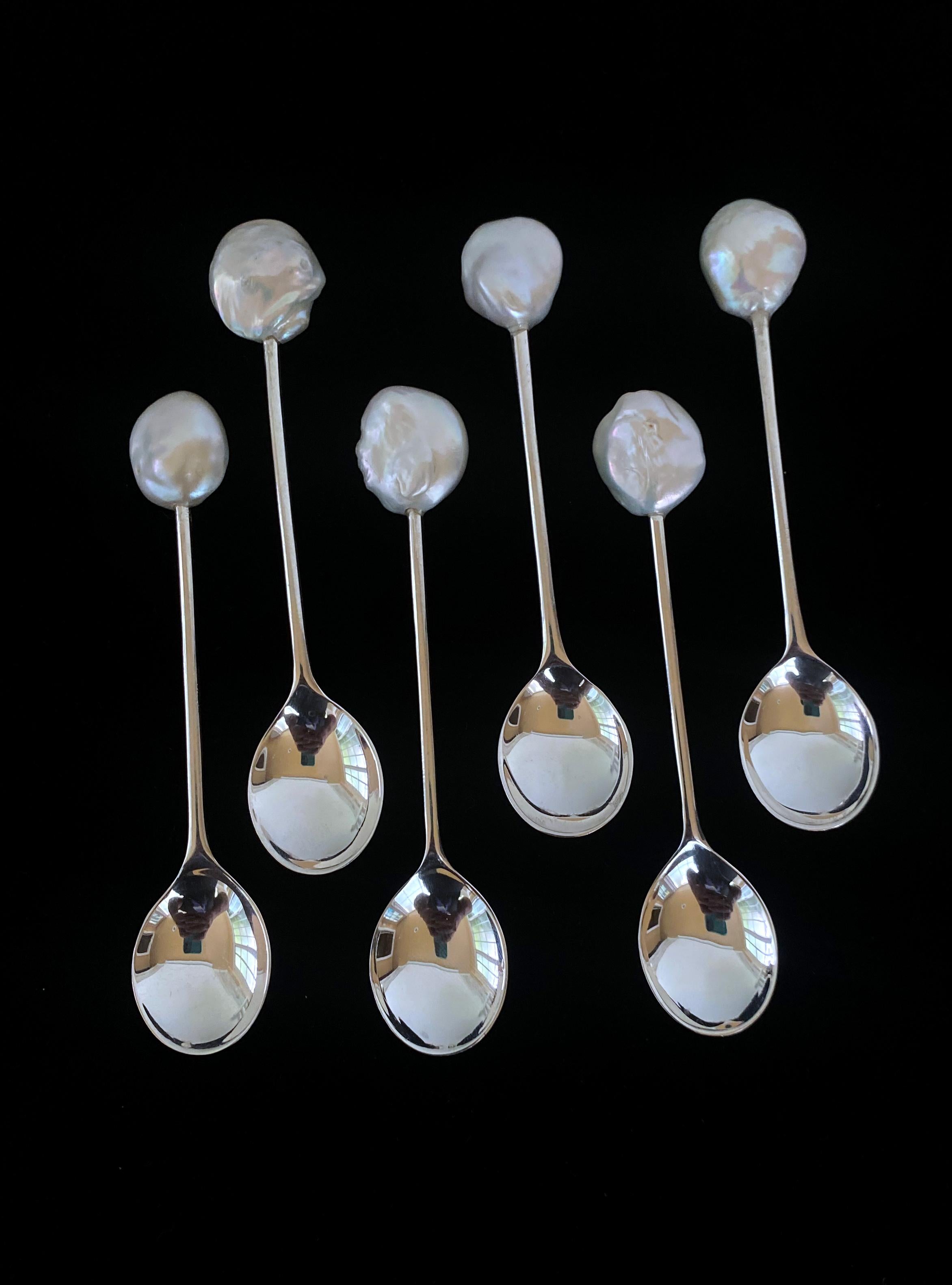 Women's or Men's Marina J. Mothers Day Gift, Vintage Silver Plated Spoon Set with Baroque Pearls For Sale