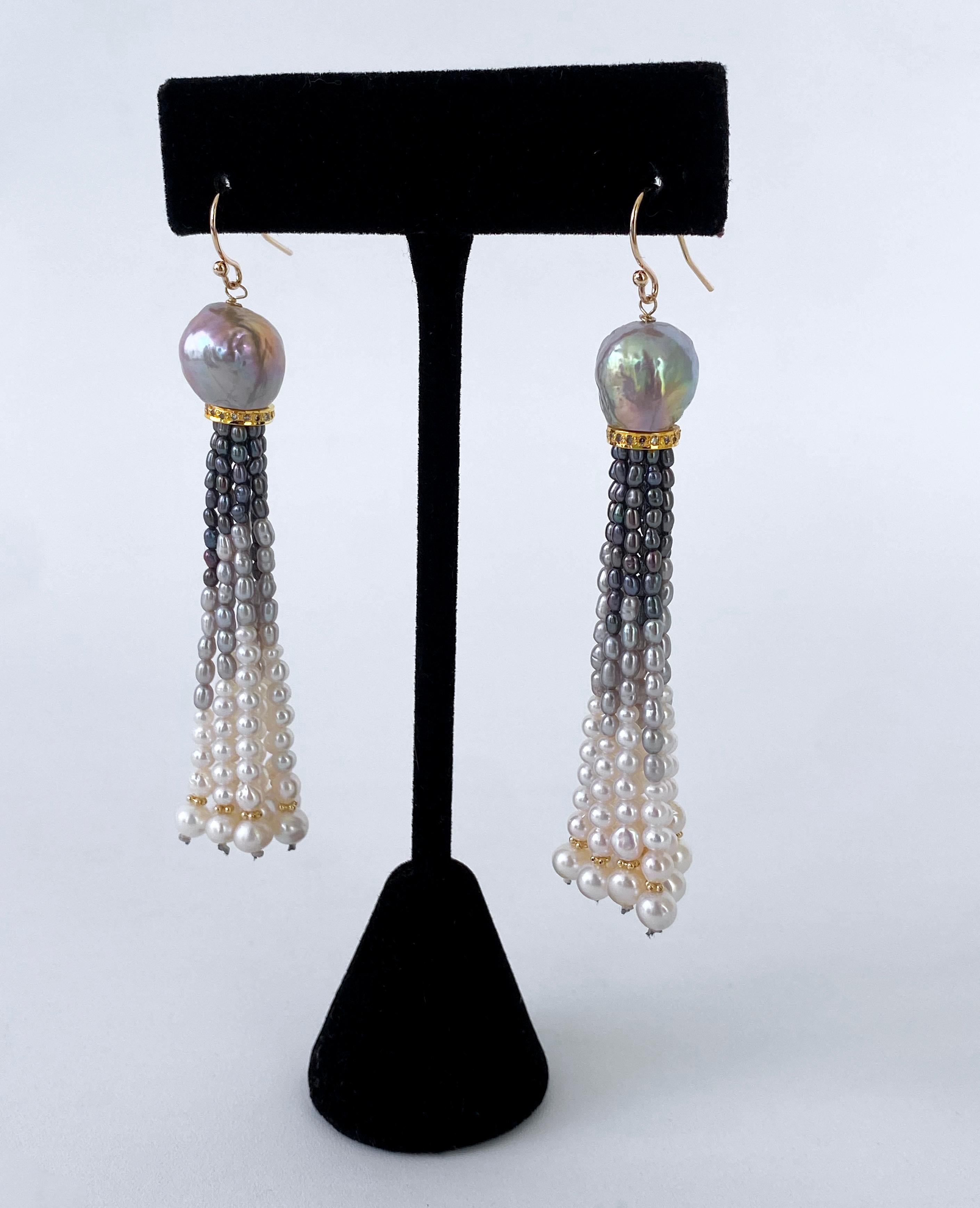 Artisan Marina J. Boucles d'oreilles à pampilles dégradées avec diamants et crochets en or 14 carats massif en vente