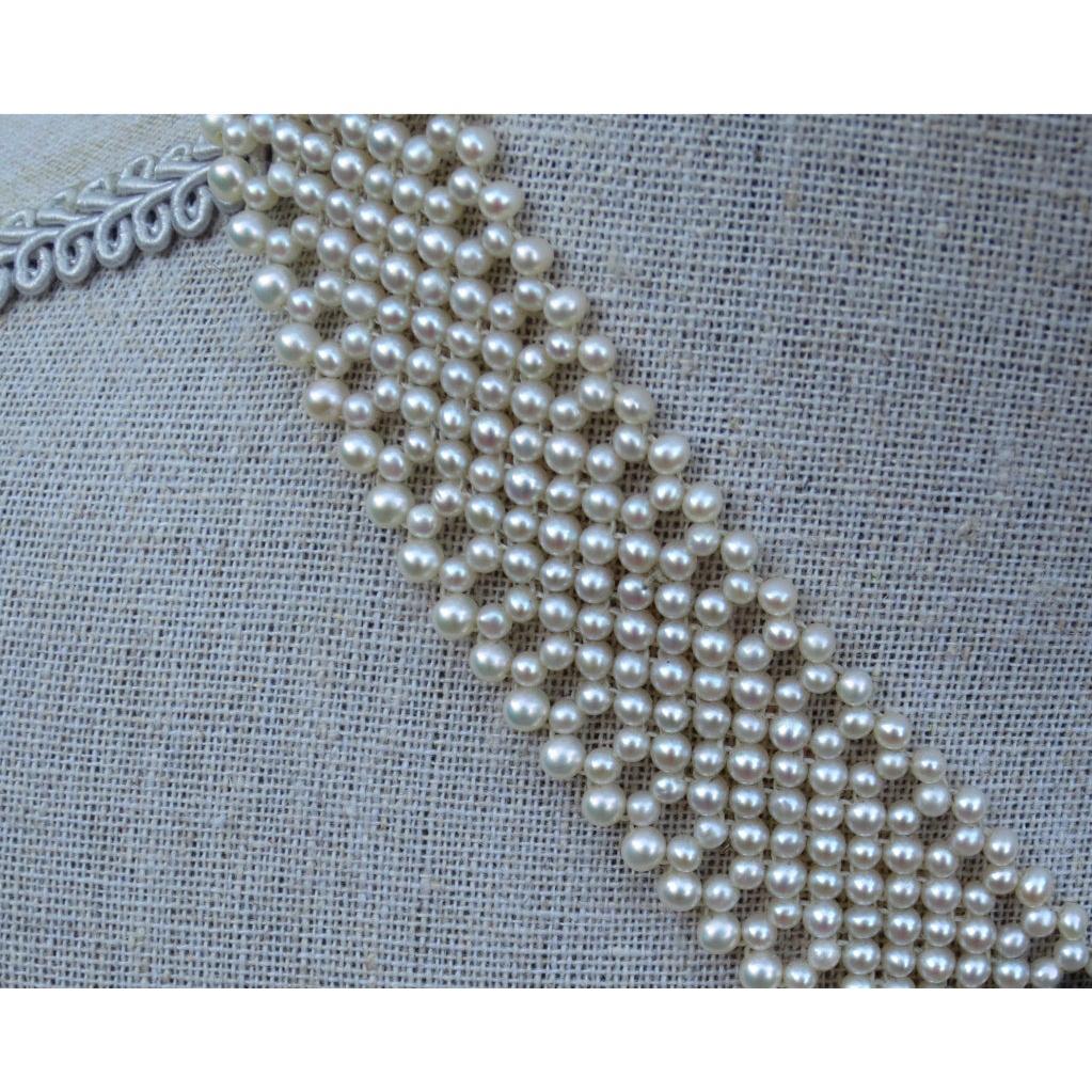 Marina J. One of a kind Woven Pearl Necklace with Antique Enamel Centerpiece In condizioni Nuovo in vendita a Los Angeles, CA