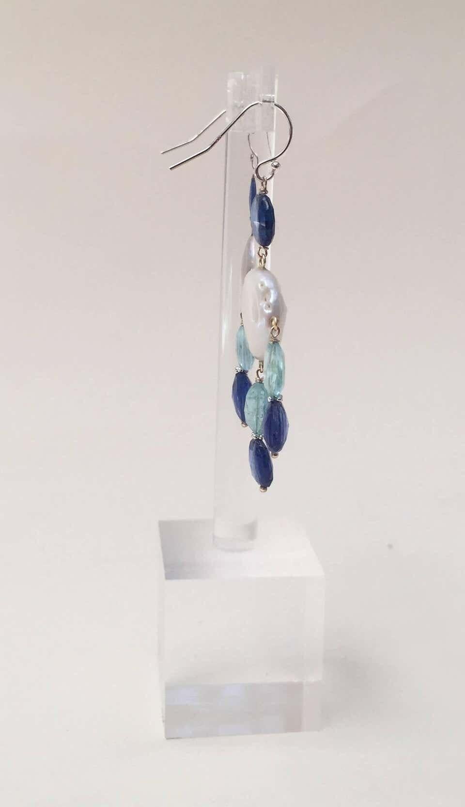 Donna Marina J. Orecchini con perle, kianite e acquamarina con chiusura a leva e oro bianco 14k in vendita
