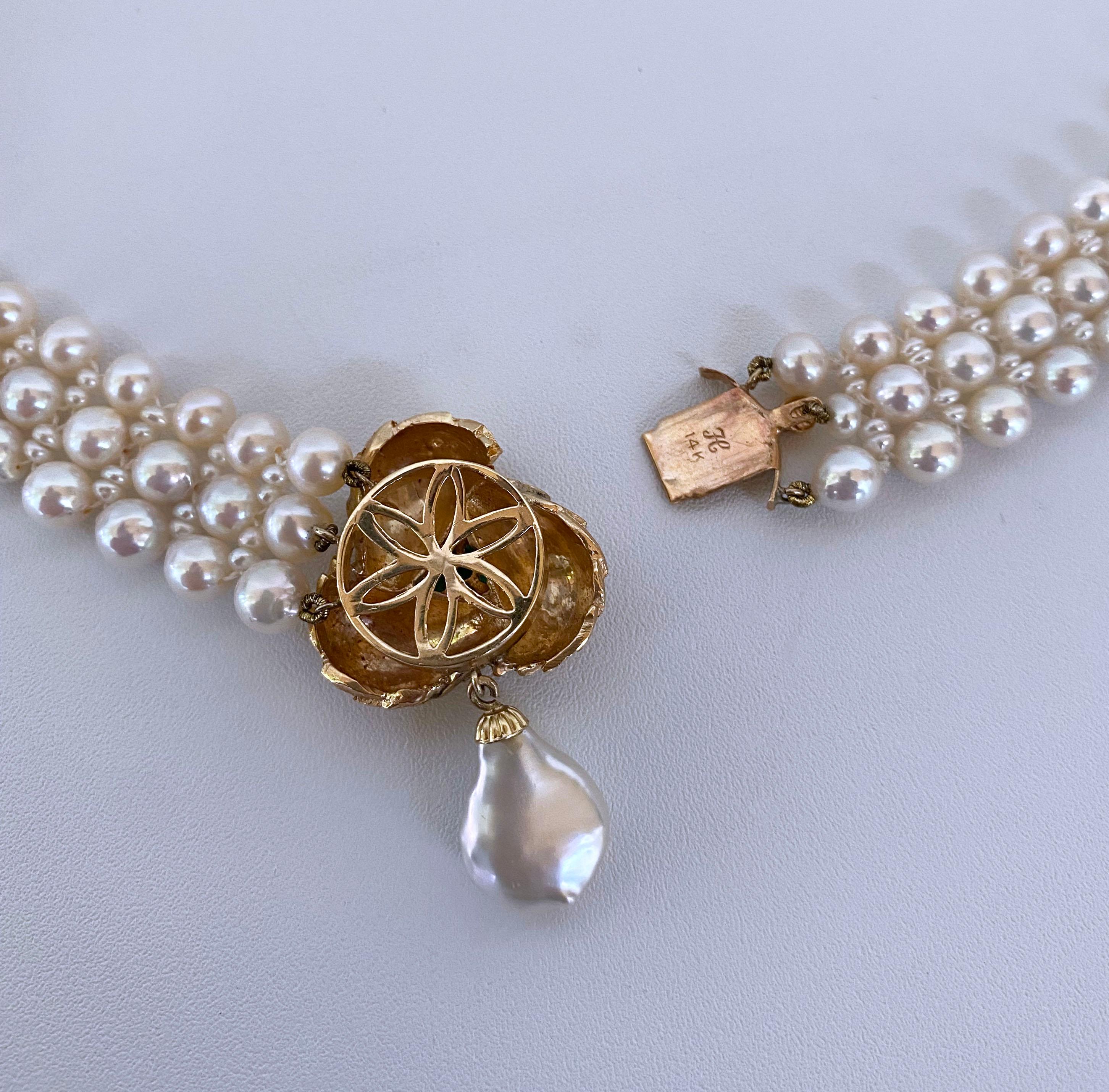 Marina J. Perlenkette mit Vintage-Perlenkette aus 14k Gelbgold und Smaragd in der Mitte aus Kristall (Künstler*in) im Angebot