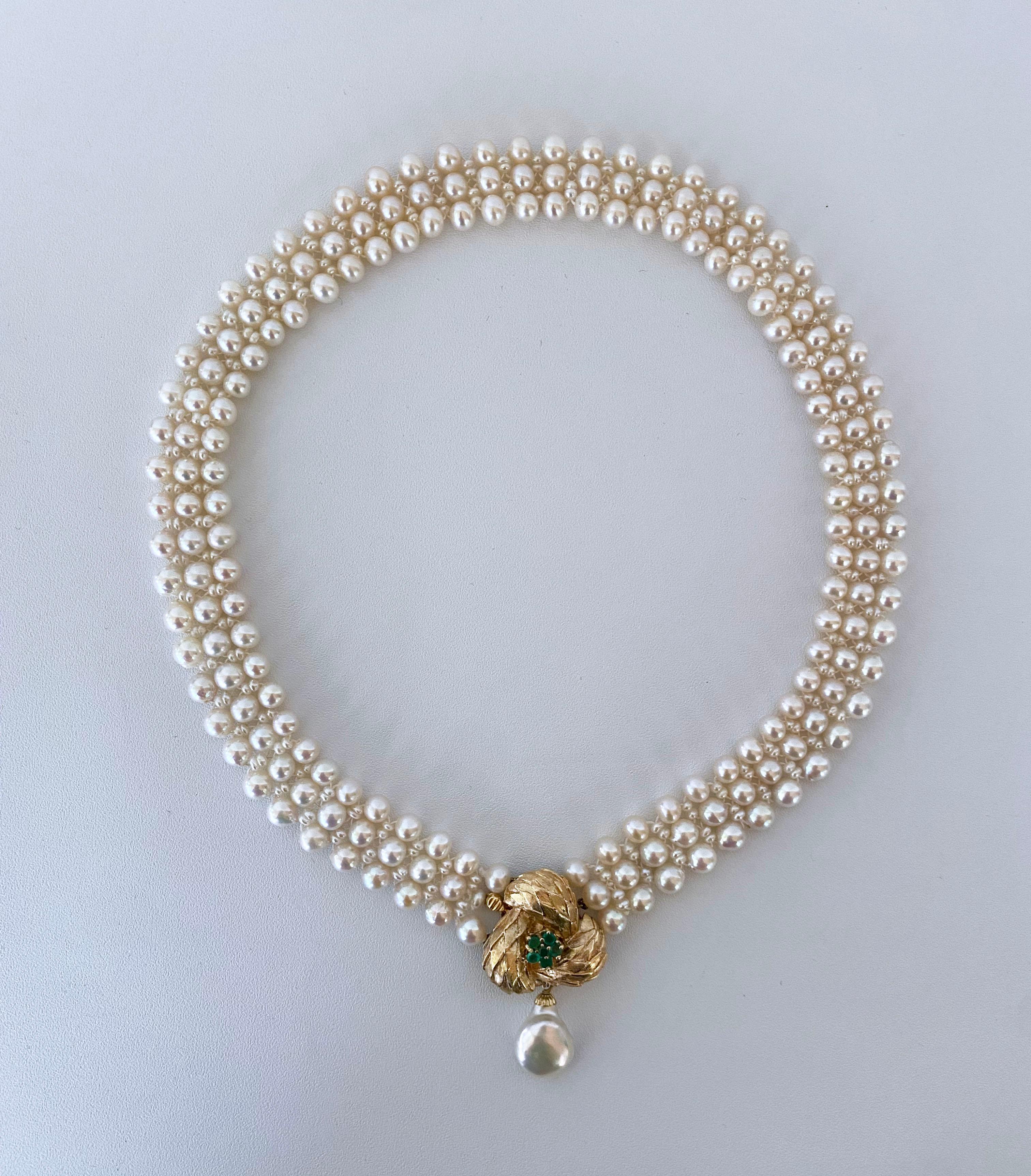 Artist Marina J. Pearl Necklace with Vintage 14k Yellow Gold and Emerald Center-Clasp For Sale