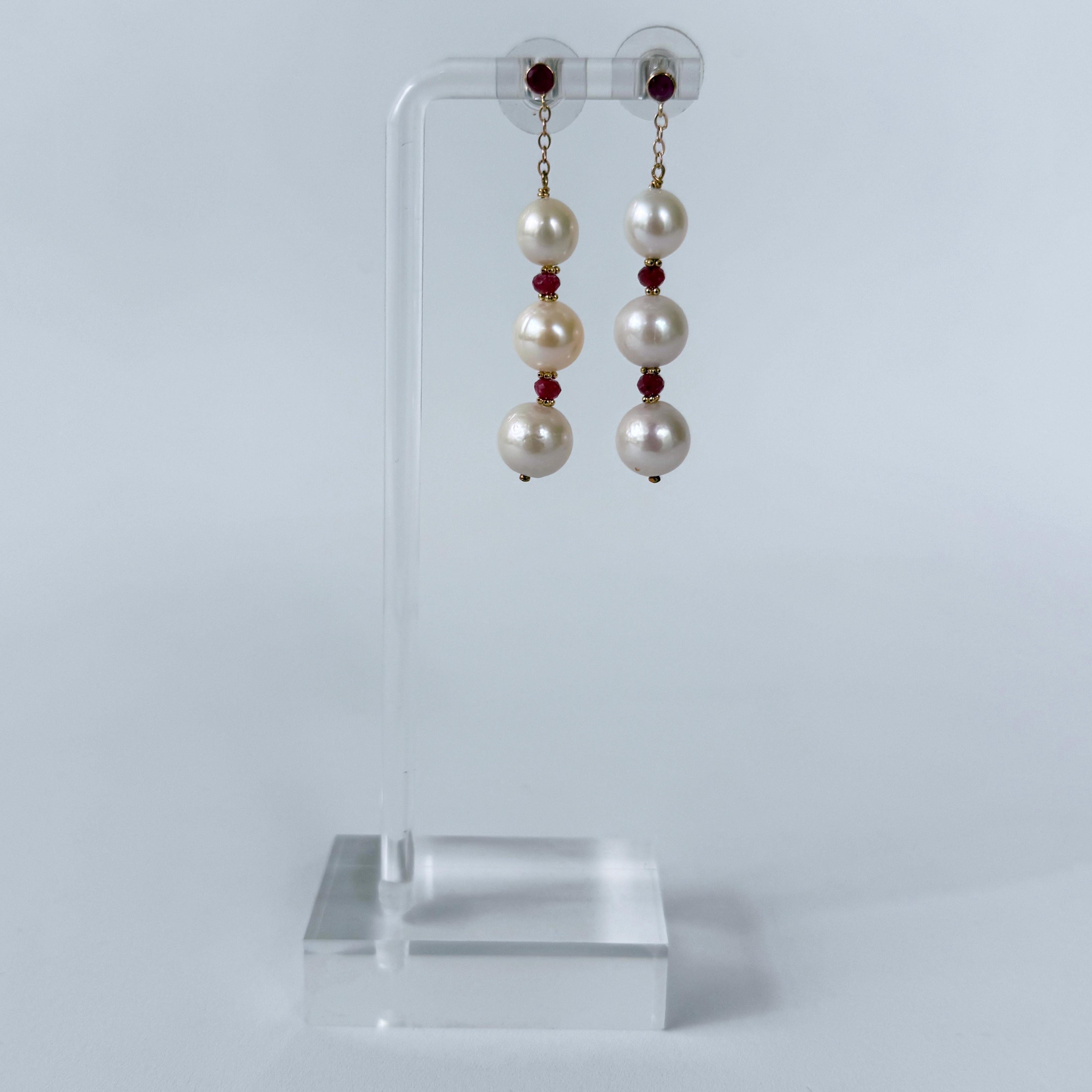 Perle Marina J. Pearl, Ruby & 14k Yellow Gold Dangle Earrings en vente
