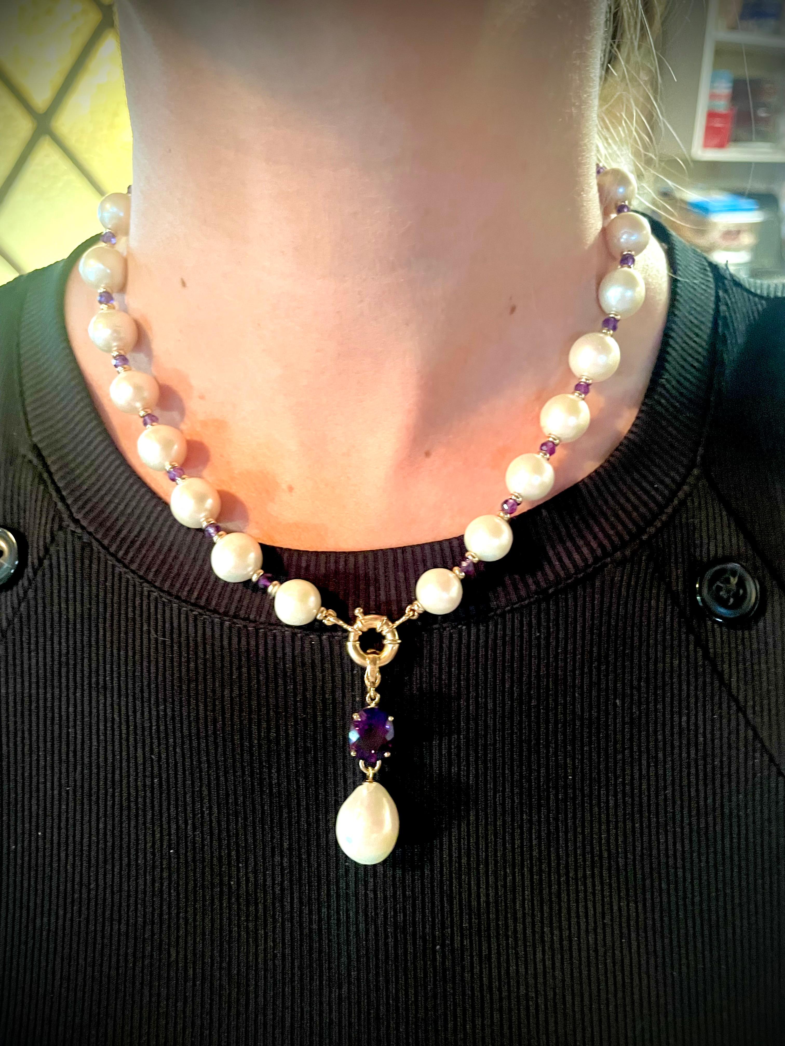Marina J. Perlenkette aus massivem 14-karätigem Gold mit abnehmbarem Amethystkern (Kunsthandwerker*in) im Angebot
