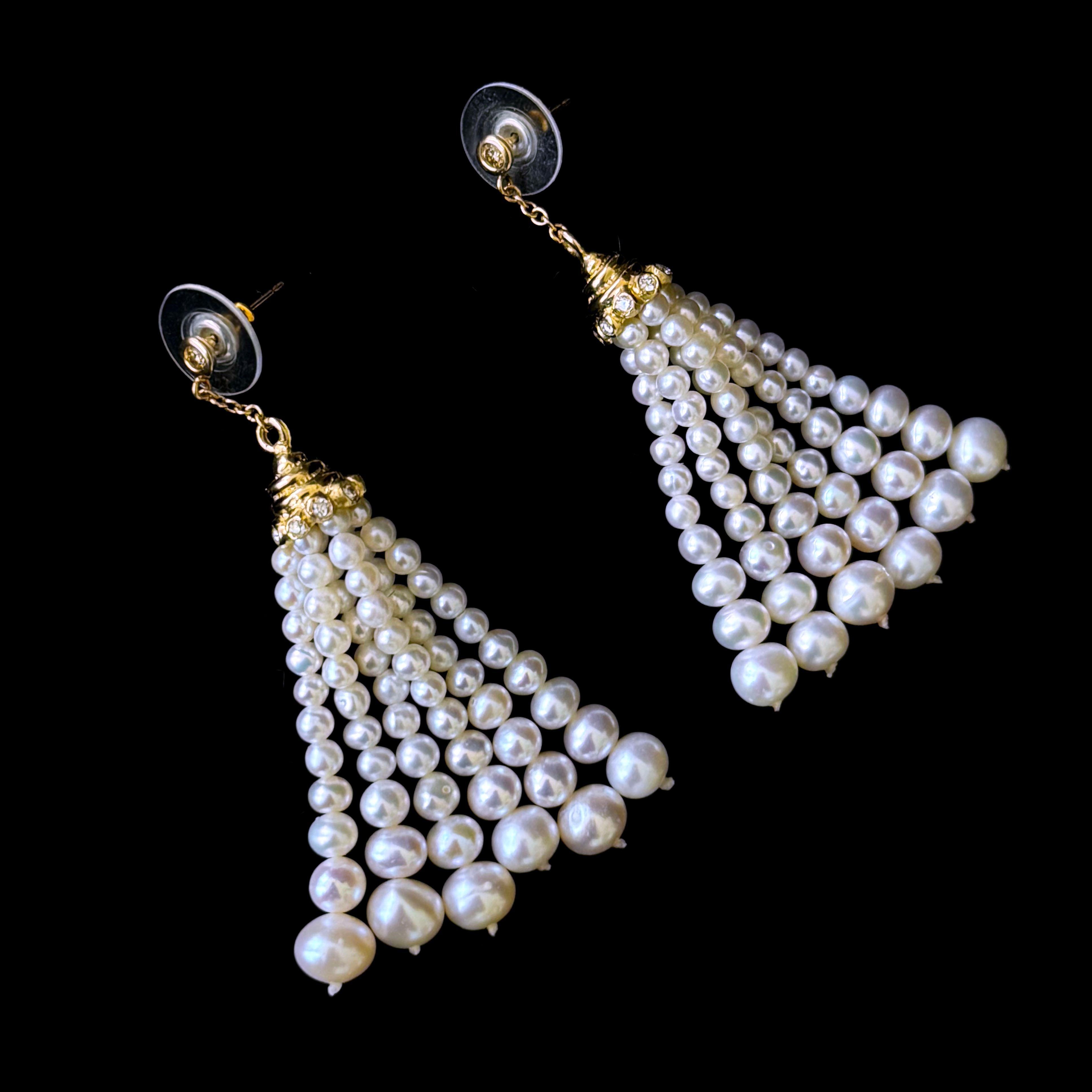 Marina J. Perlenohrringe mit Quaste, Diamanten und massivem 14k Gelbgold im Angebot 1