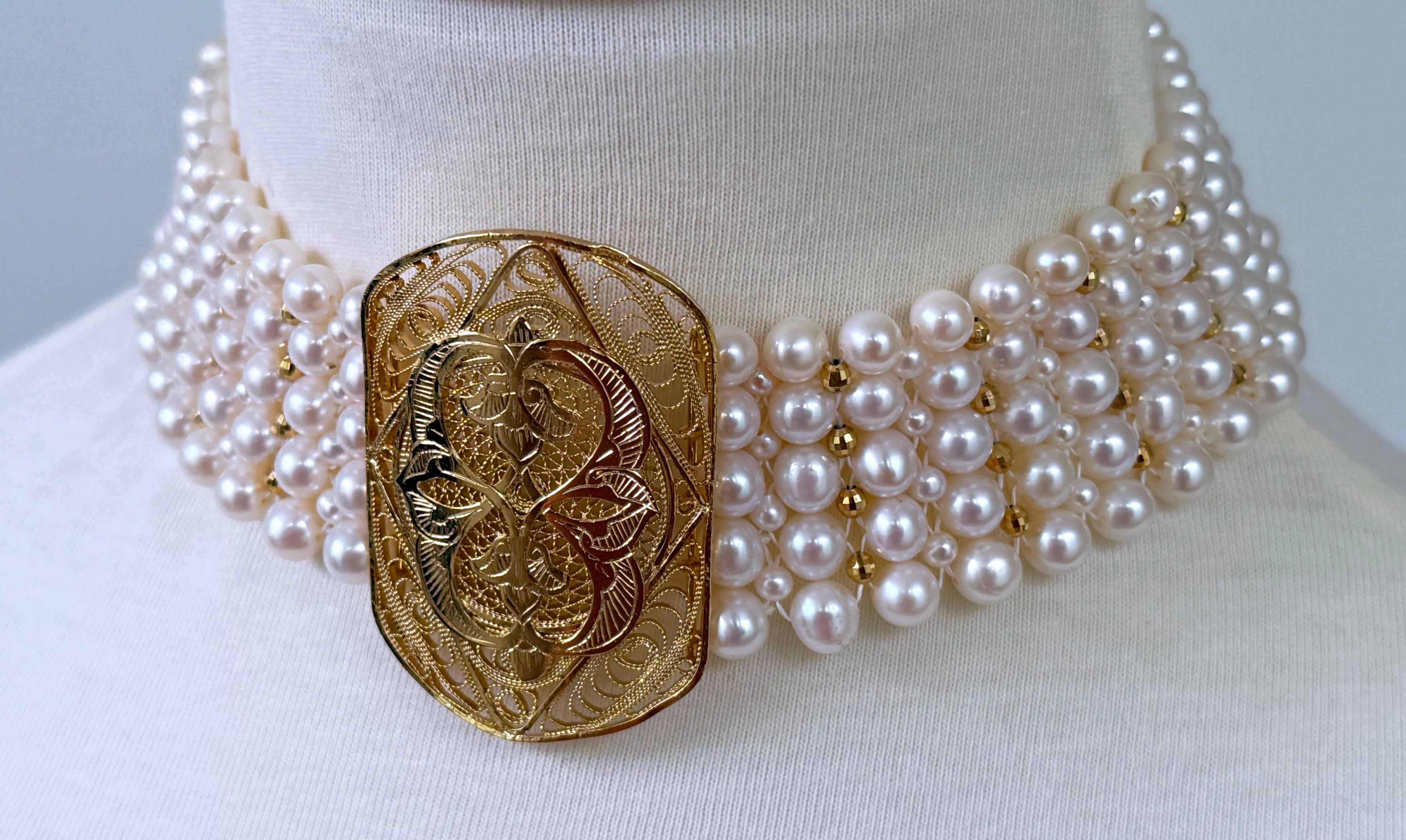 Marina J. Girocollo di perle intrecciate con centrotavola in filigrana d'epoca e finiture in oro In condizioni Nuovo in vendita a Los Angeles, CA