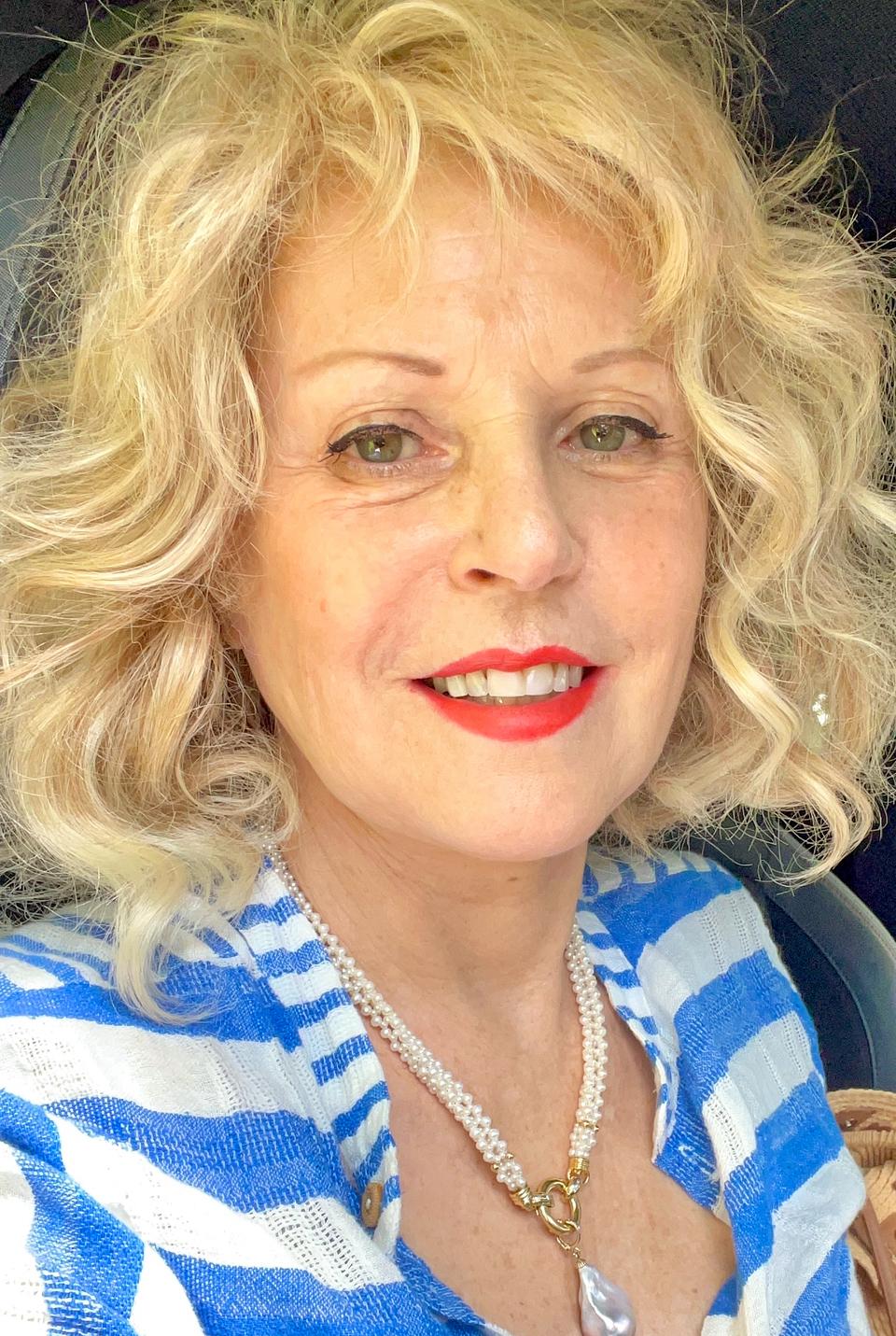 Marina J Collar de cuerda tejida con diamantes, oro macizo de 14k y perla barroca en venta 2