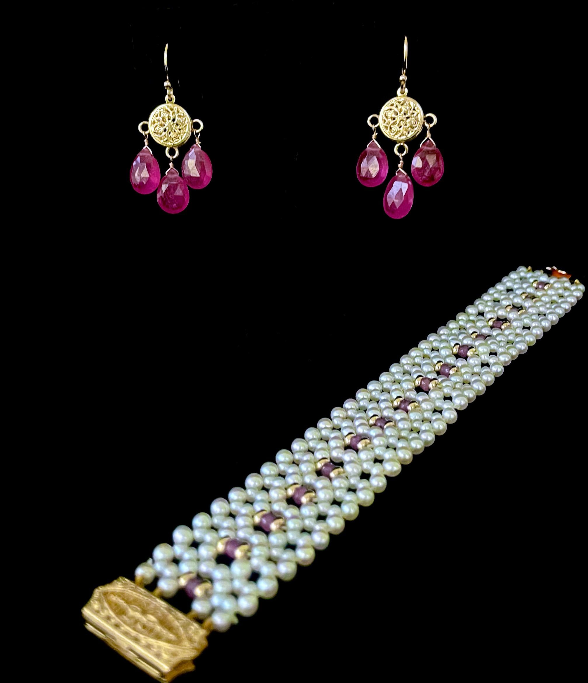 Perle Marina J. Boucles d'oreilles chandelier en saphir rose et or jaune massif 14 carats en vente