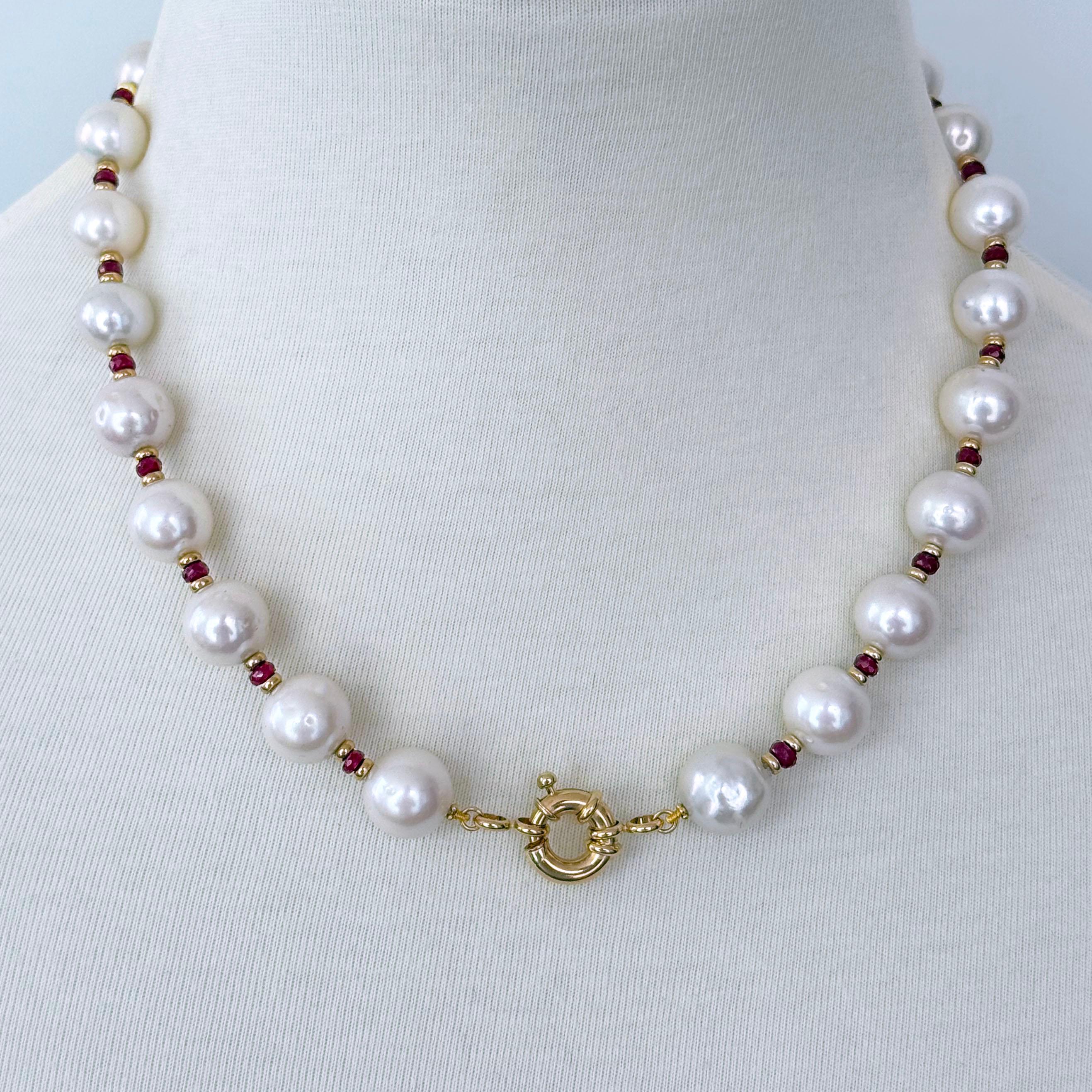 Marina J. Collana di rubini, perle e oro giallo massiccio 14k in vendita 1