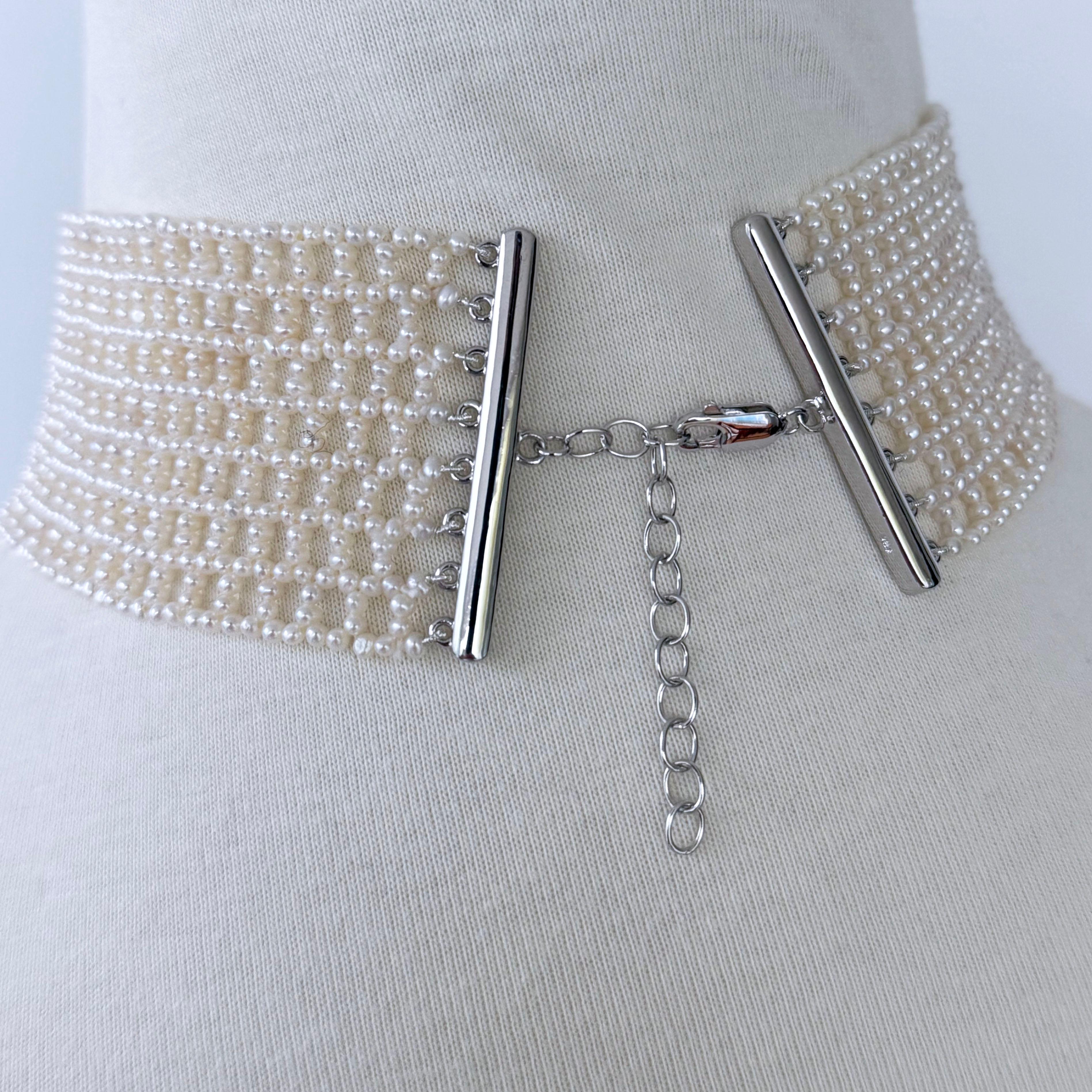 Artigiano Marina J. Stupendo girocollo intrecciato con perle di semi e chiusura regolabile in argento. in vendita