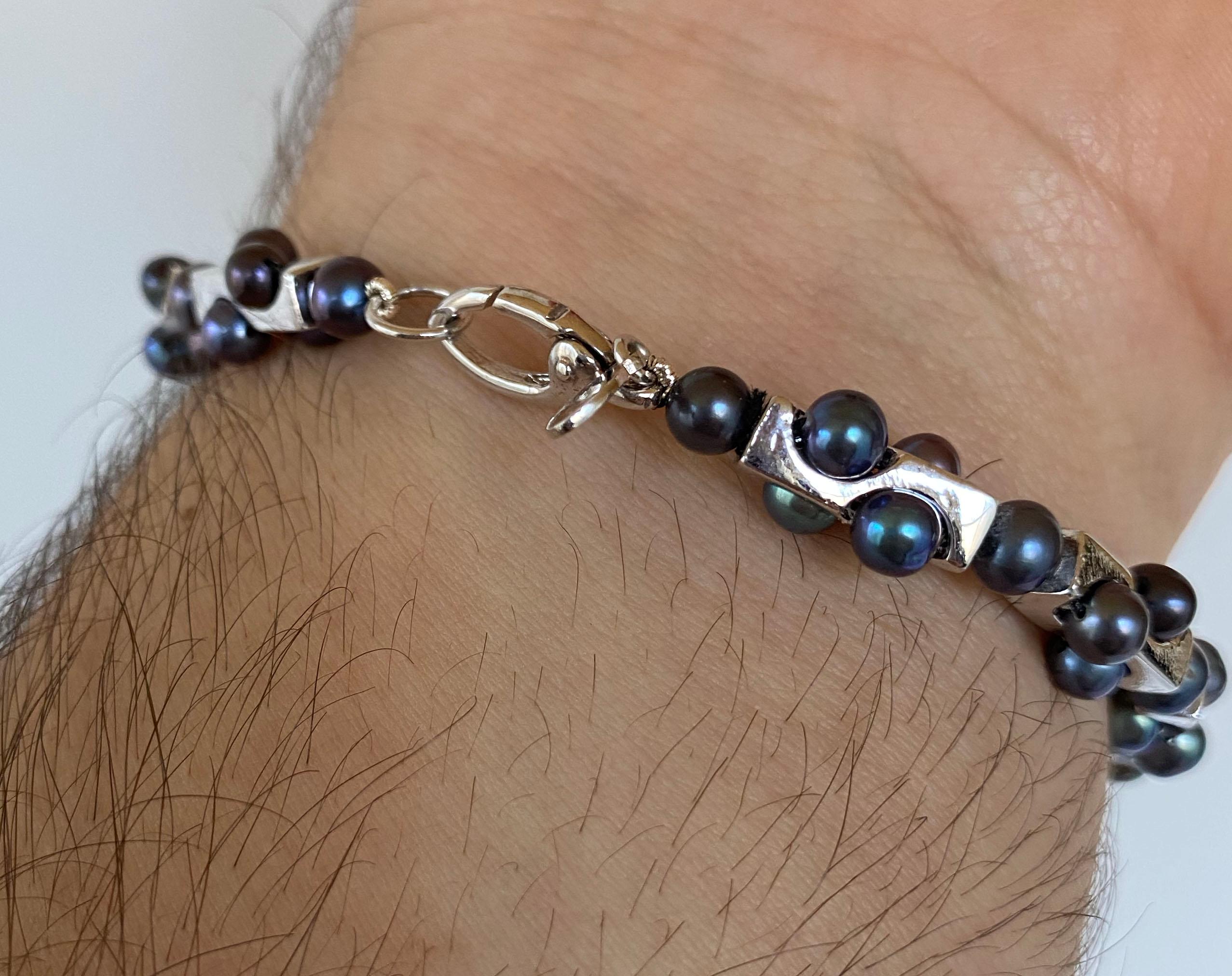 Marina J. Bracciale unisex con perle nere e perline placcate in oro in argento sterling in vendita 3