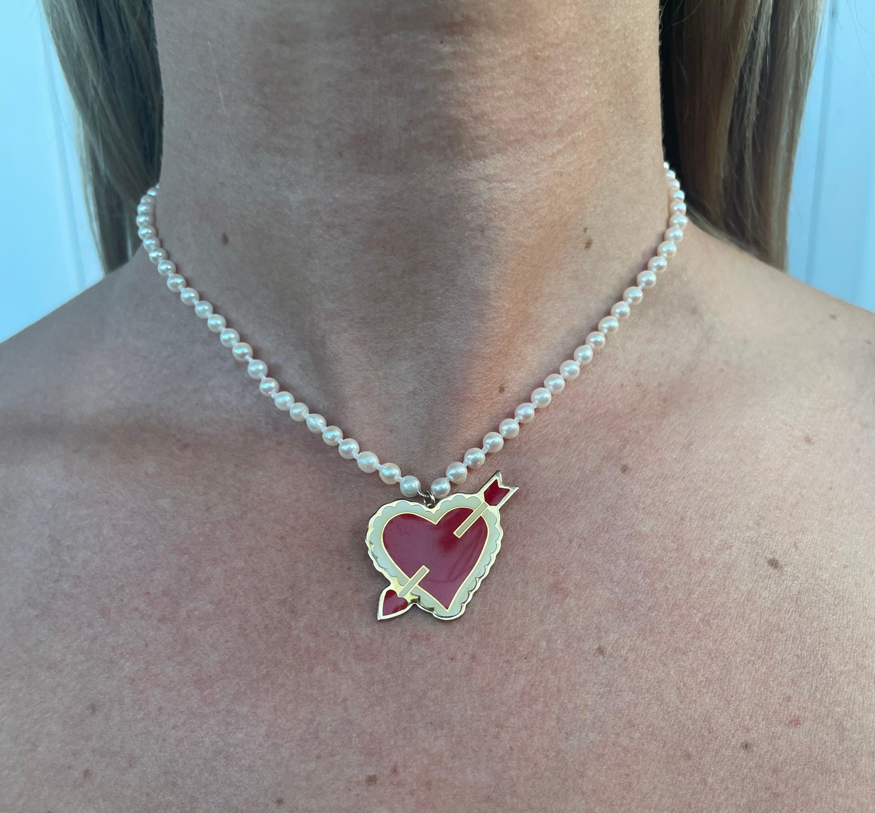 Artisan Marina J. Valentine's Pearl Strung Necklace with Vintage Pendant For Sale