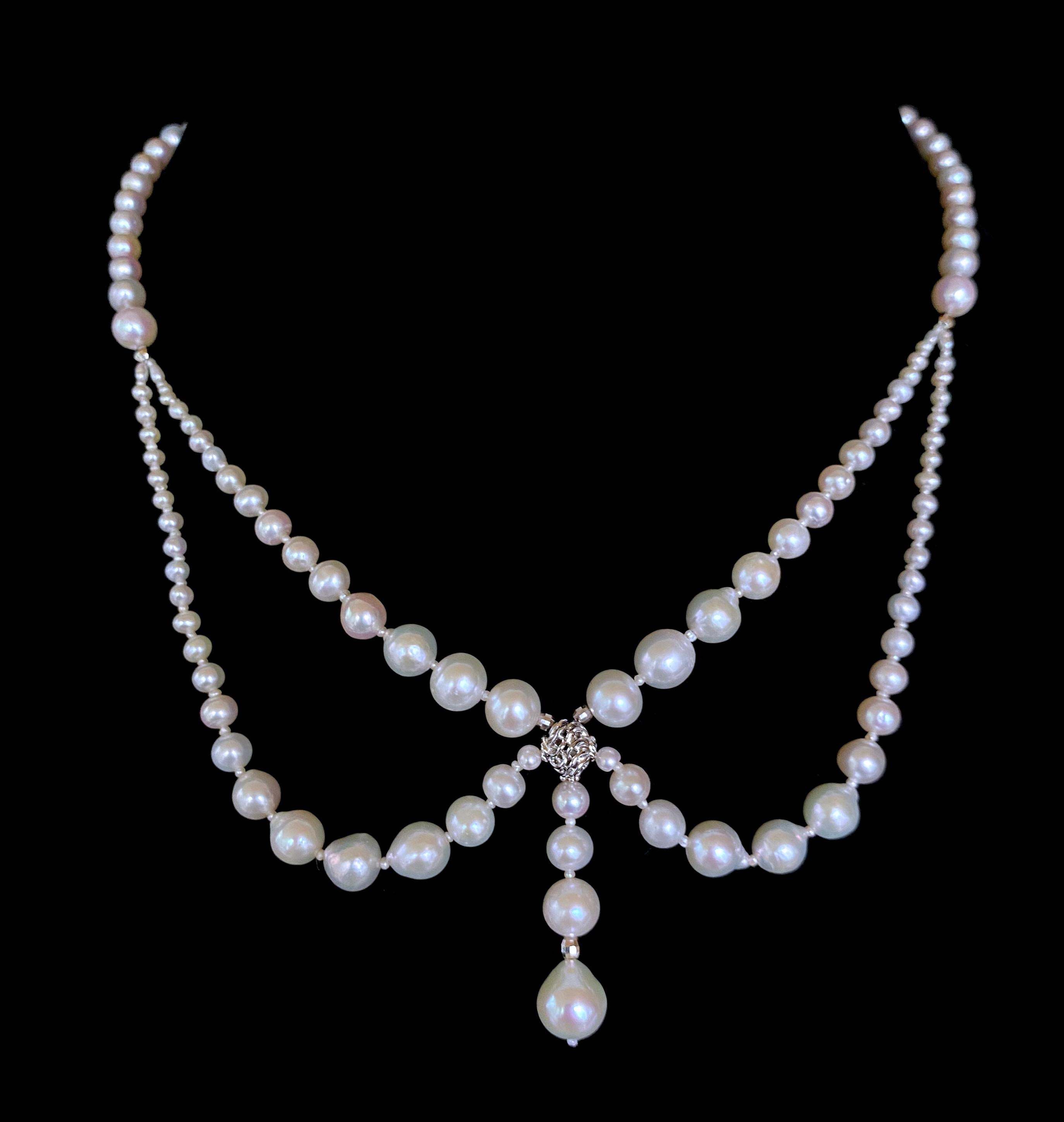 Marina J., viktorianisch inspirierte drapierte Perle und versilberte Rhodium-Halskette (Kunsthandwerker*in) im Angebot