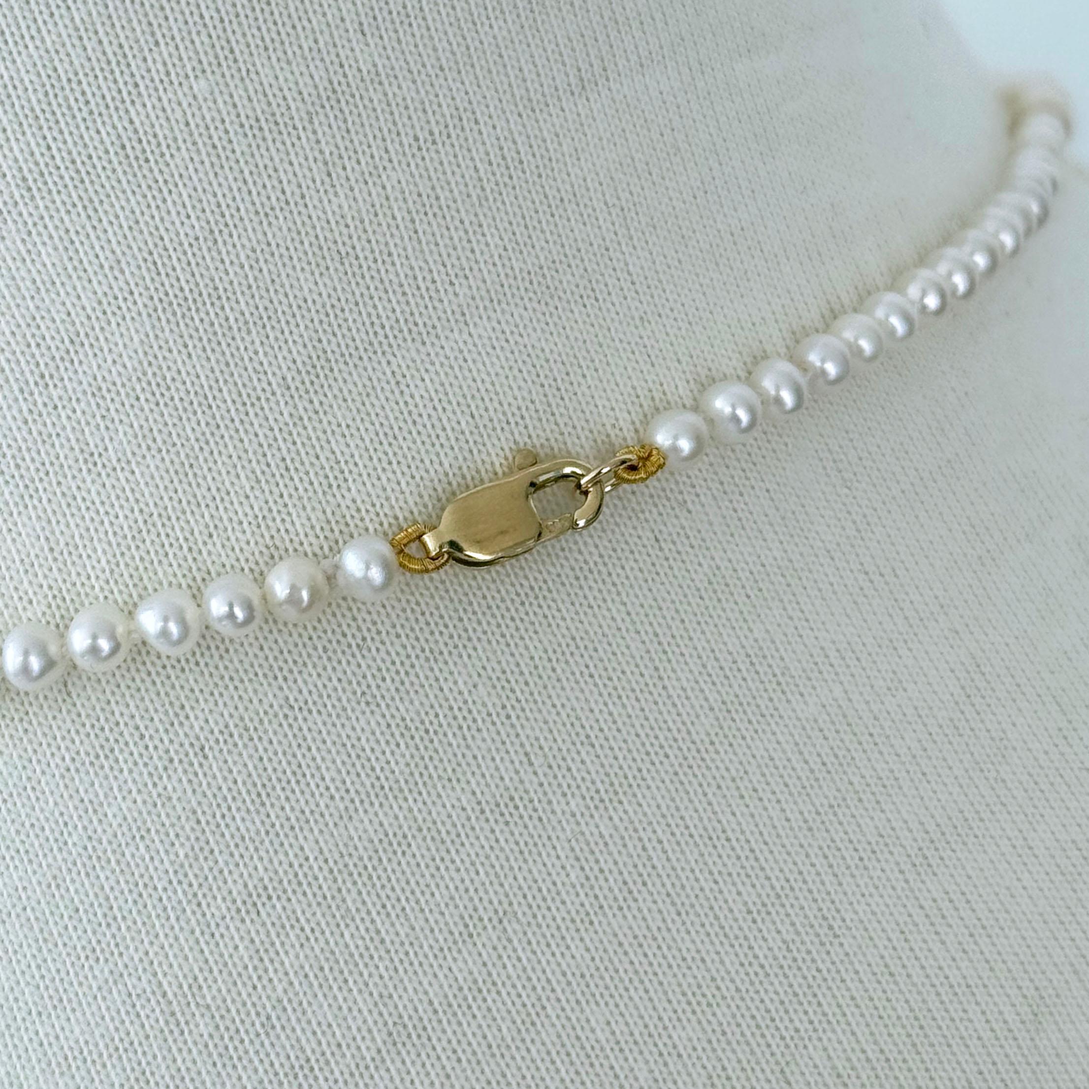 Donna Marina J. Collana regolabile con diamanti incrostati di perle d'epoca in oro 10k in vendita
