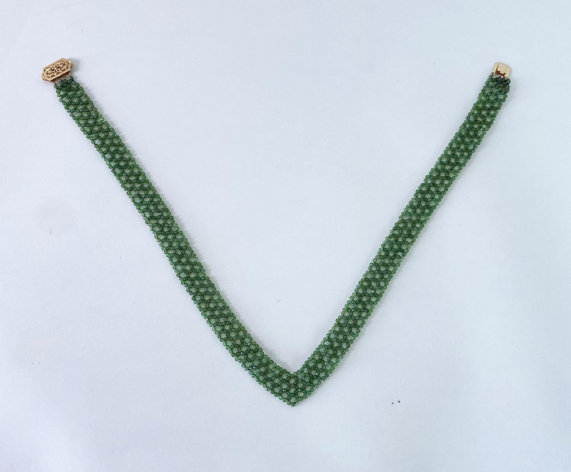 Marina J Woven Green Kyanite V Necklace with solid 14k Yellow Gold Clasp In New Condition In Los Angeles, CA