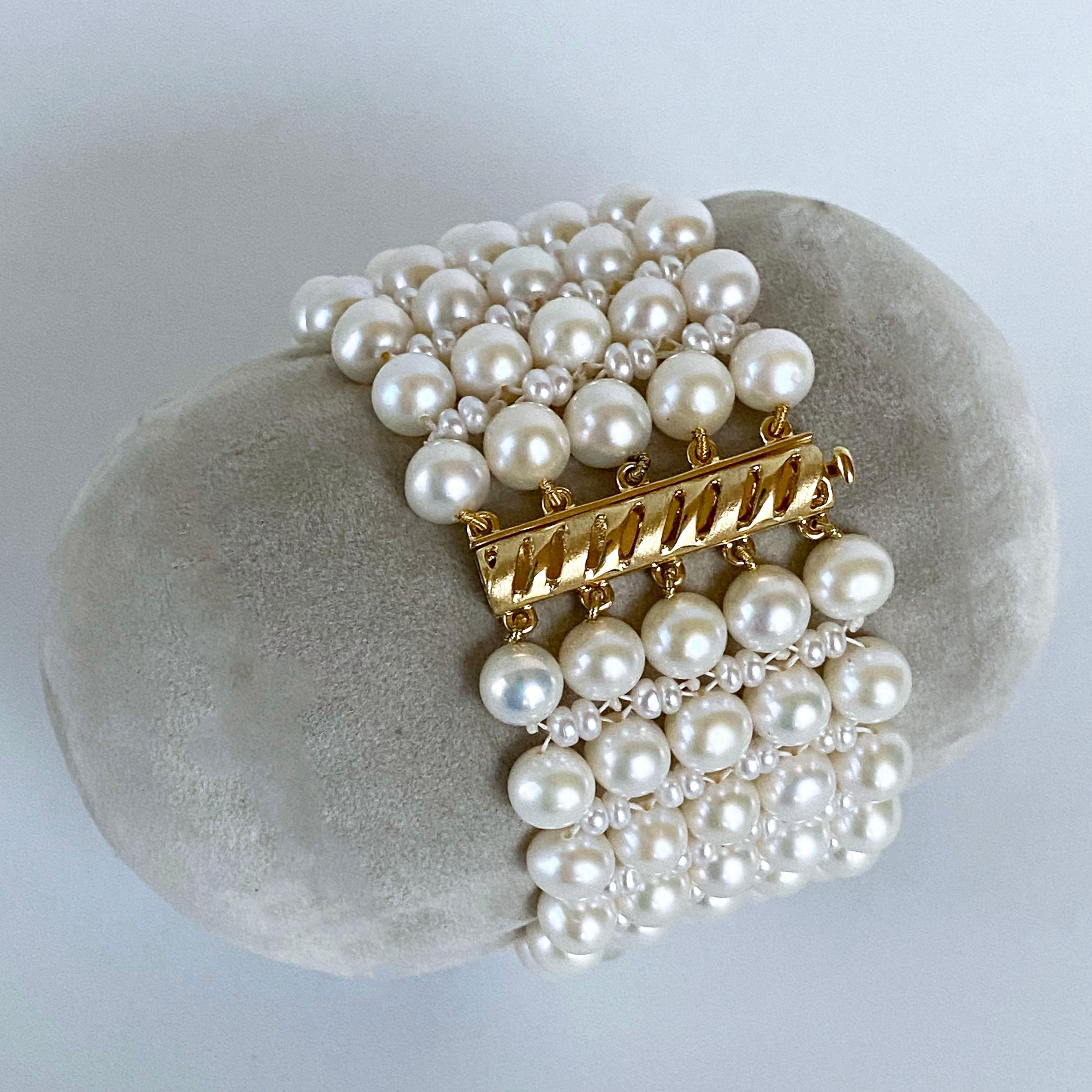 Marina J., bracelet de perles tissées avec fermoir coulissant en argent plaqué or jaune 14 carats en vente 5