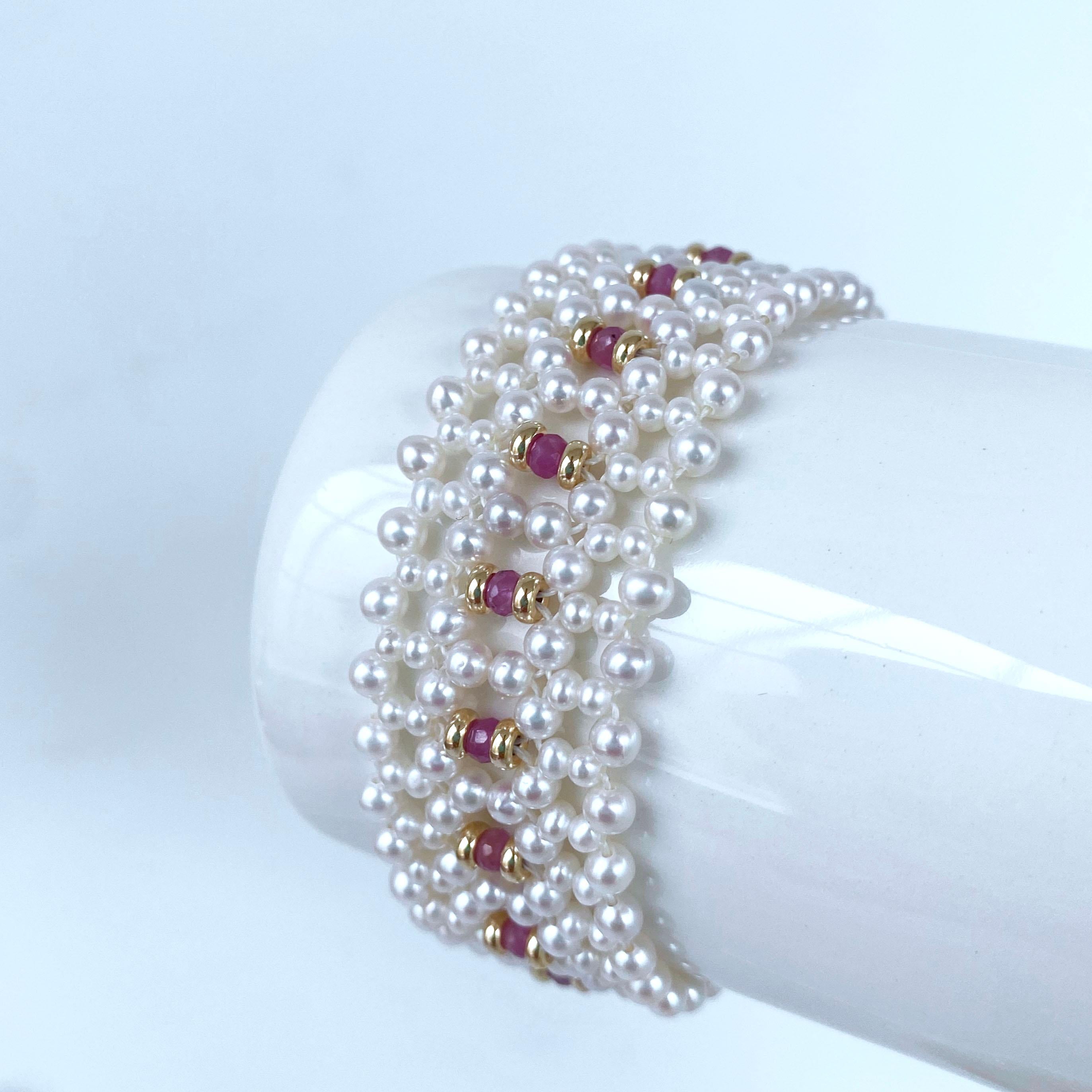 Perle Marina J. Bracelet de perles tissées avec saphir rose et or massif 14 carats en vente