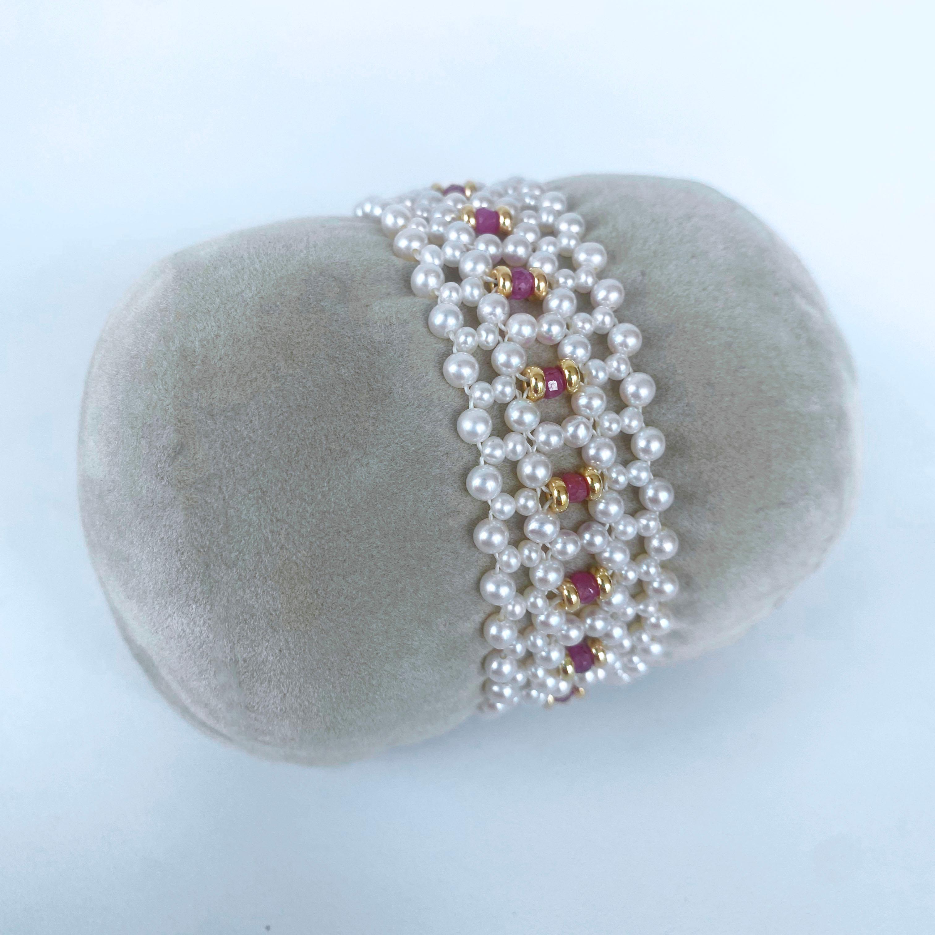 Marina J. Bracelet de perles tissées avec saphir rose et or massif 14 carats en vente 1