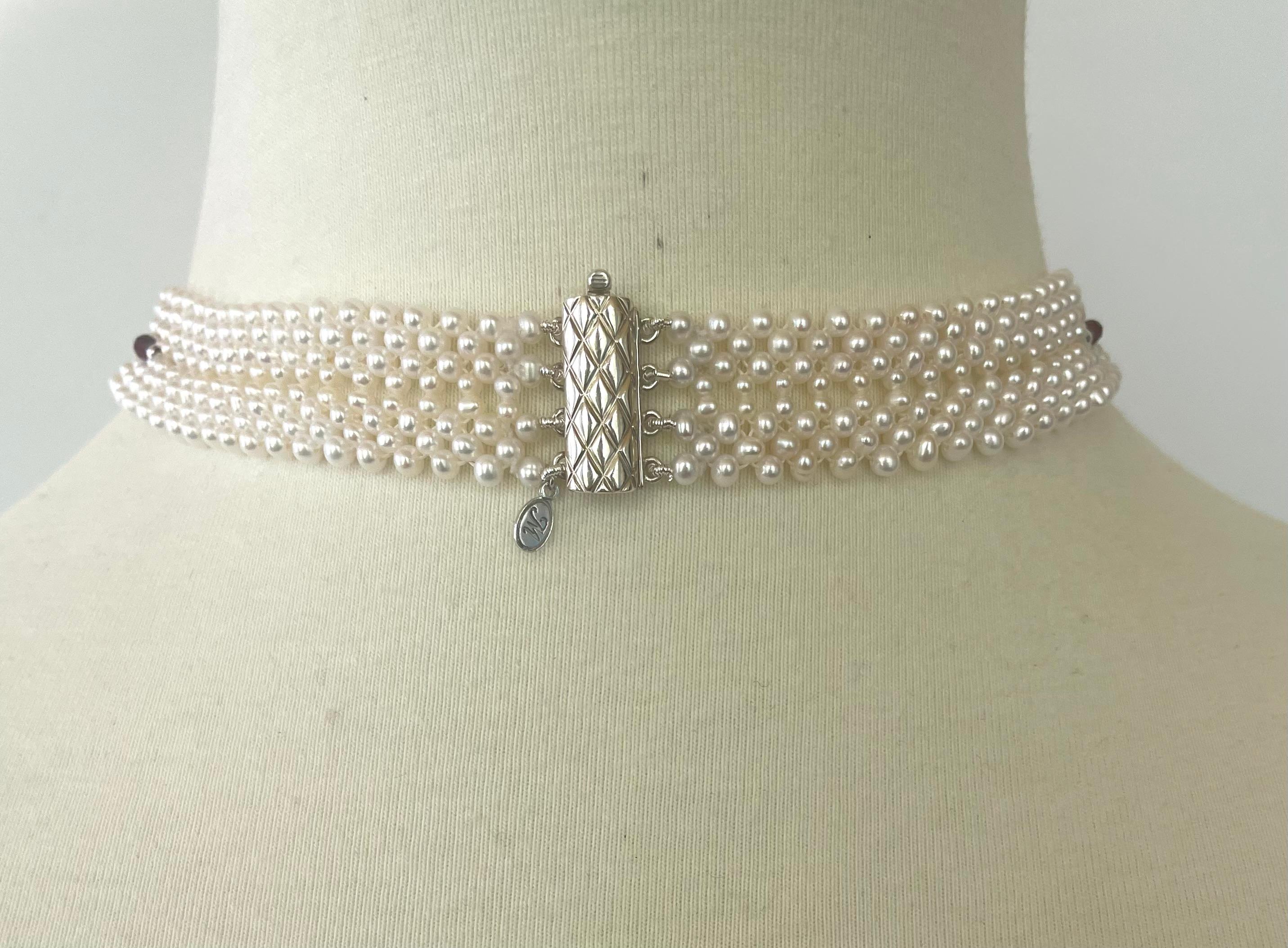 Marina J, gewebte Perlenkette mit Sterlingsilber-Brosche mit Granat im Angebot 3