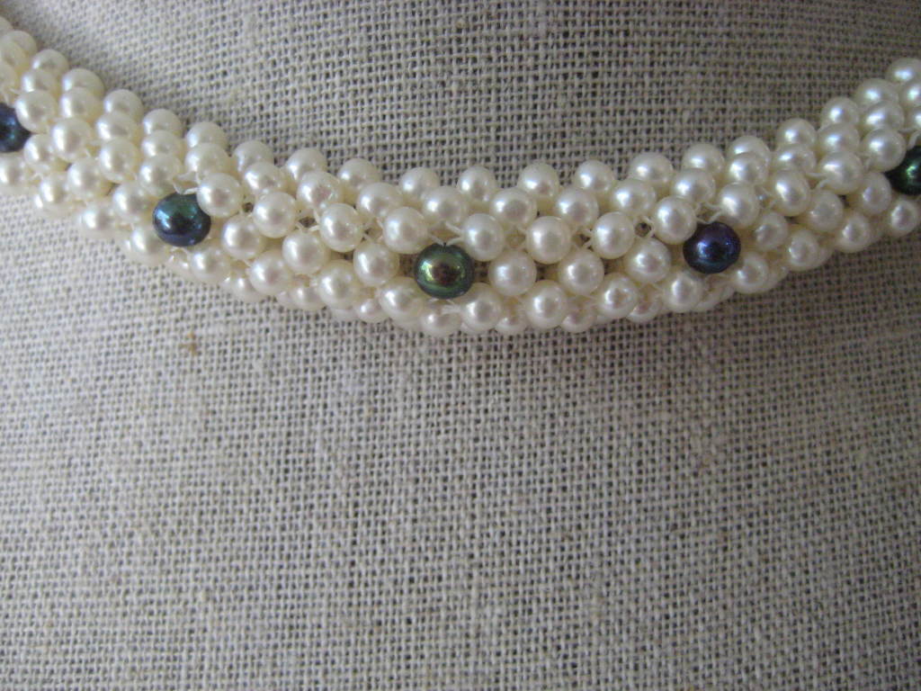 Marina J. Collier en perles tissées avec accents de perles noires et or jaune 14k en vente 6